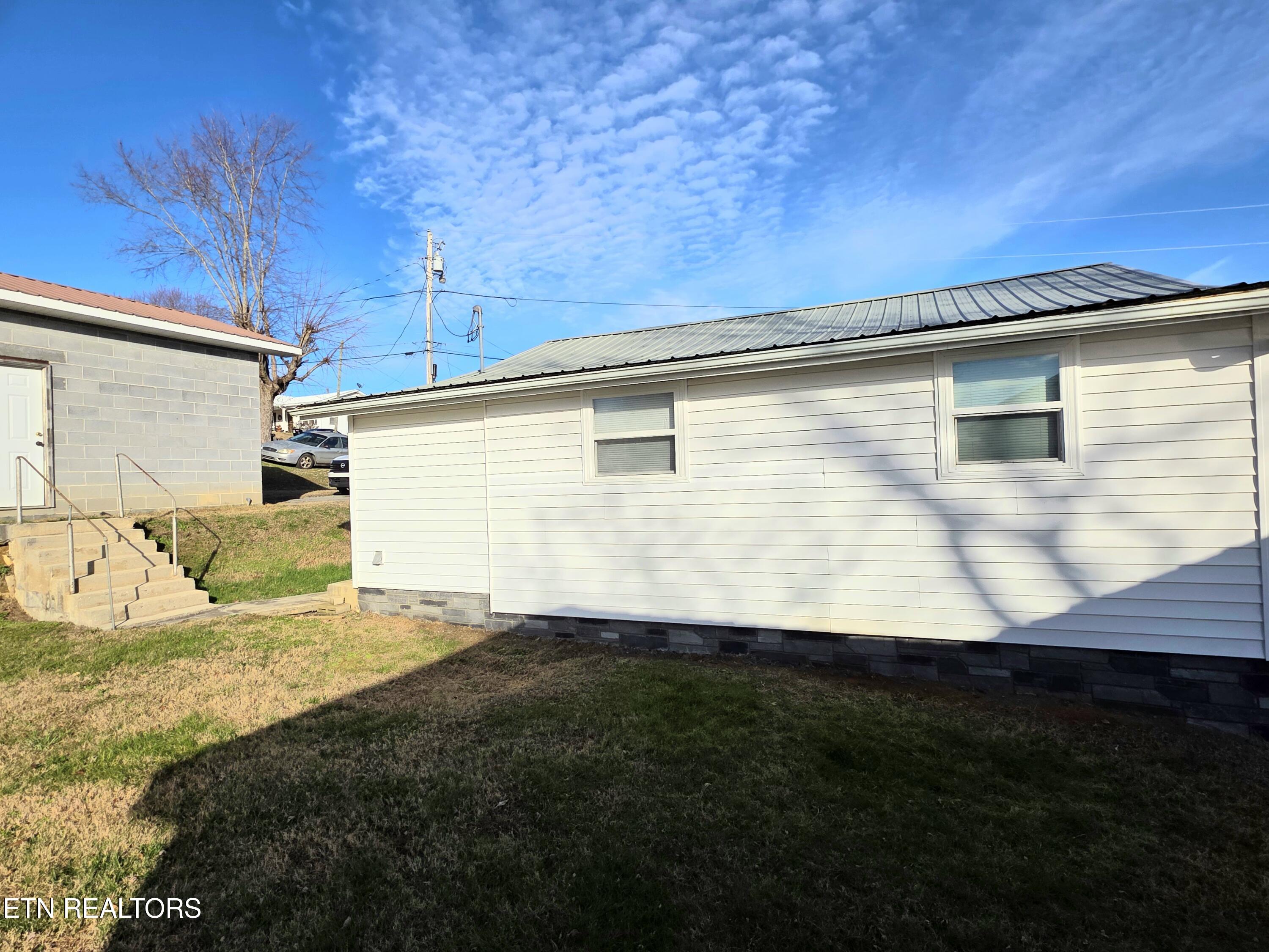 213 Front Street Newport TN 37821