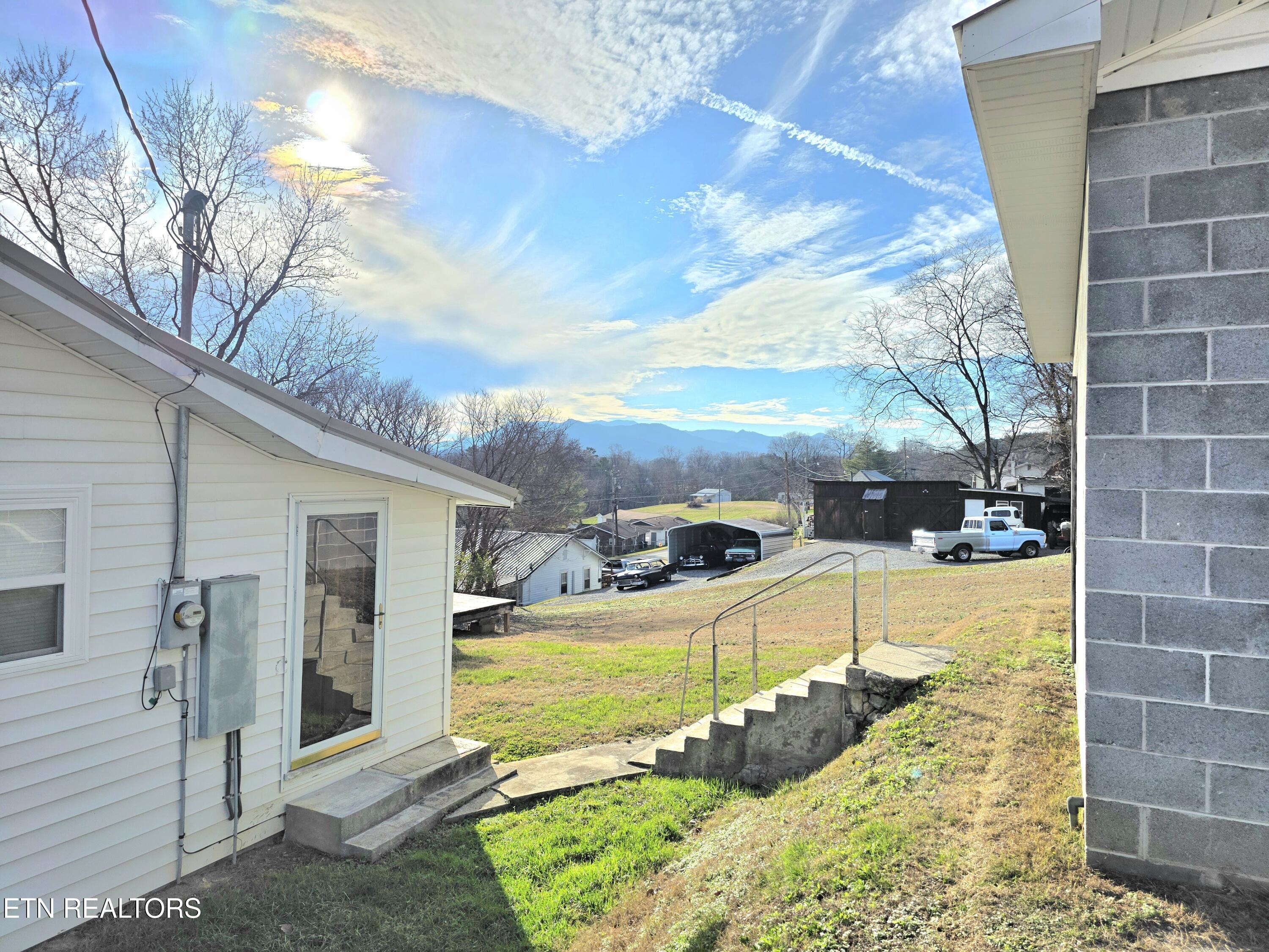 213 Front Street Newport TN 37821