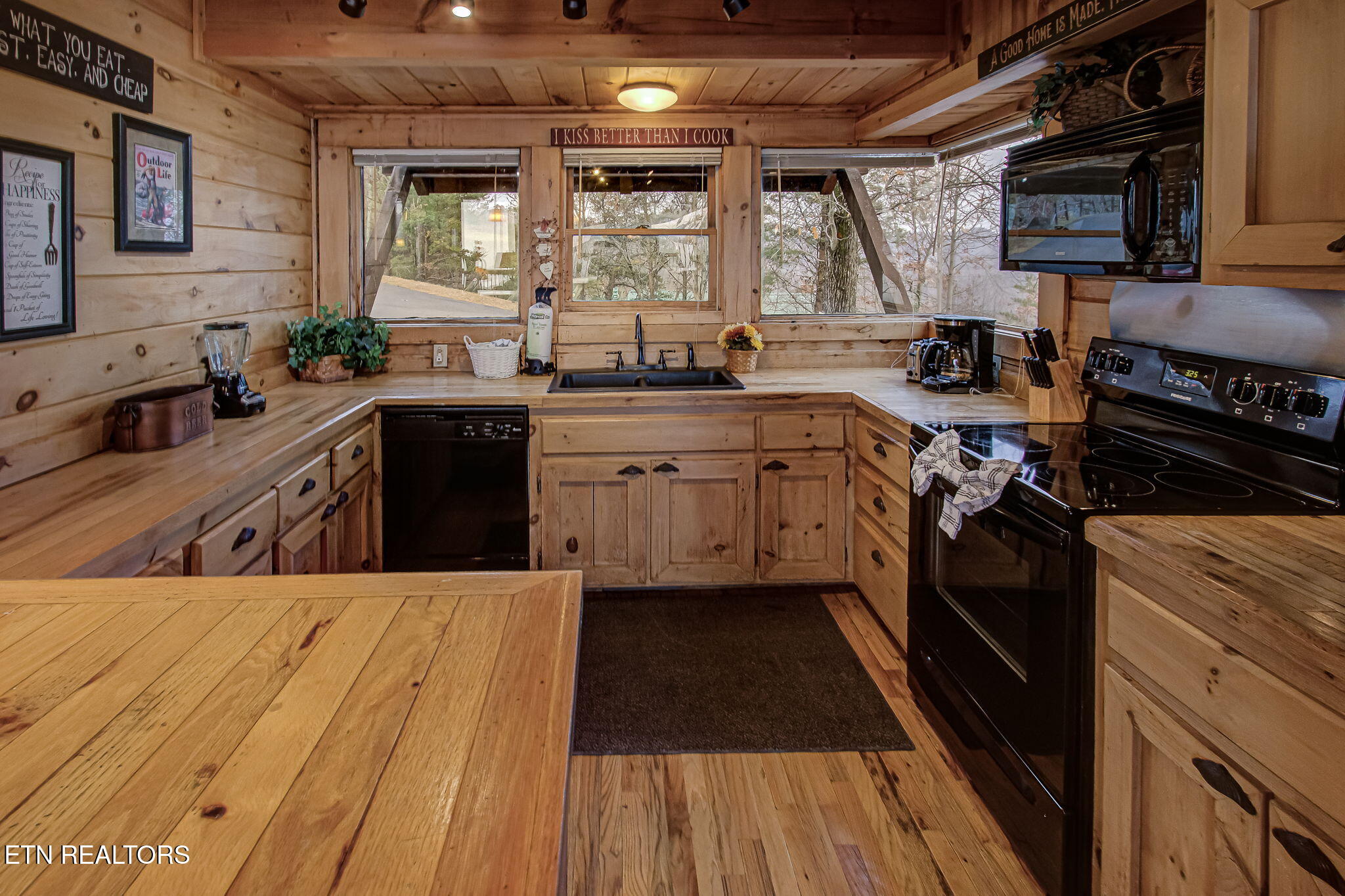 3640 Carsons Ridge Way Sevierville TN 37862