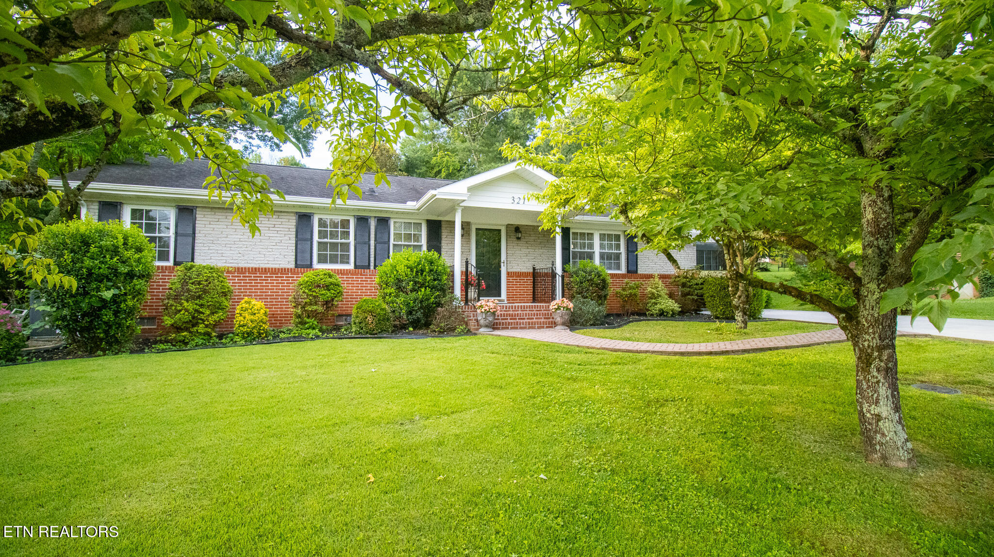 321 Creekmoor Drive Jefferson City TN 37760