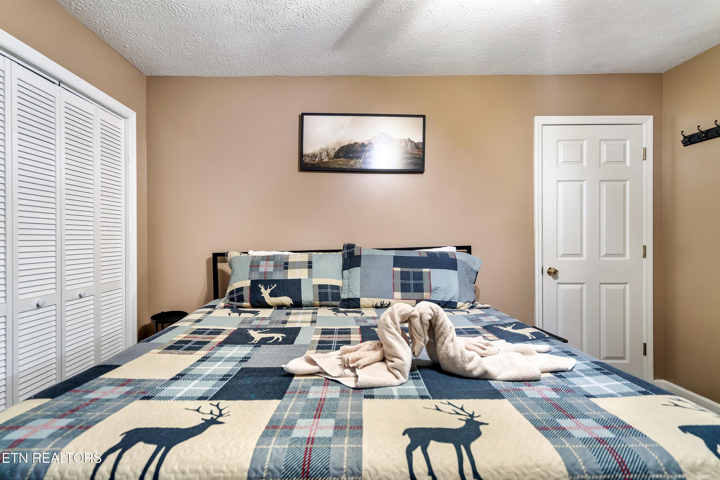 1544 Deer Browse Way Sevierville TN 37876