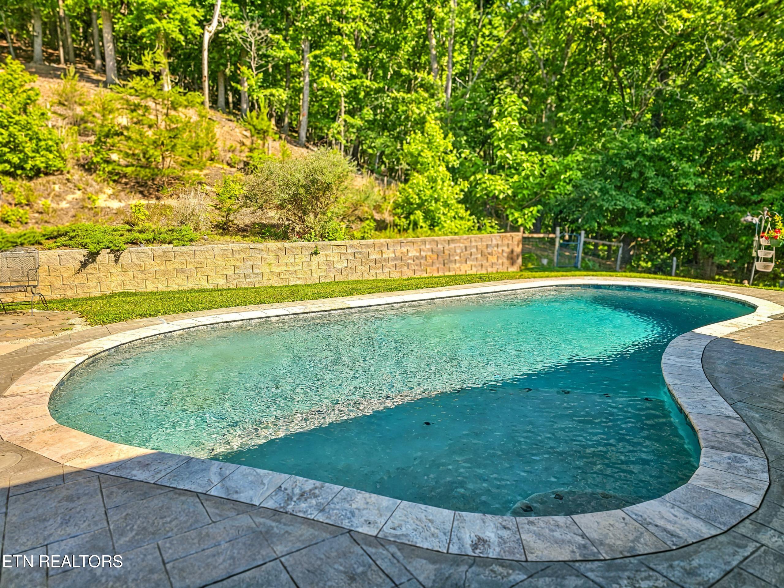 752 Old Johnston Valley Road Kingston TN 37763