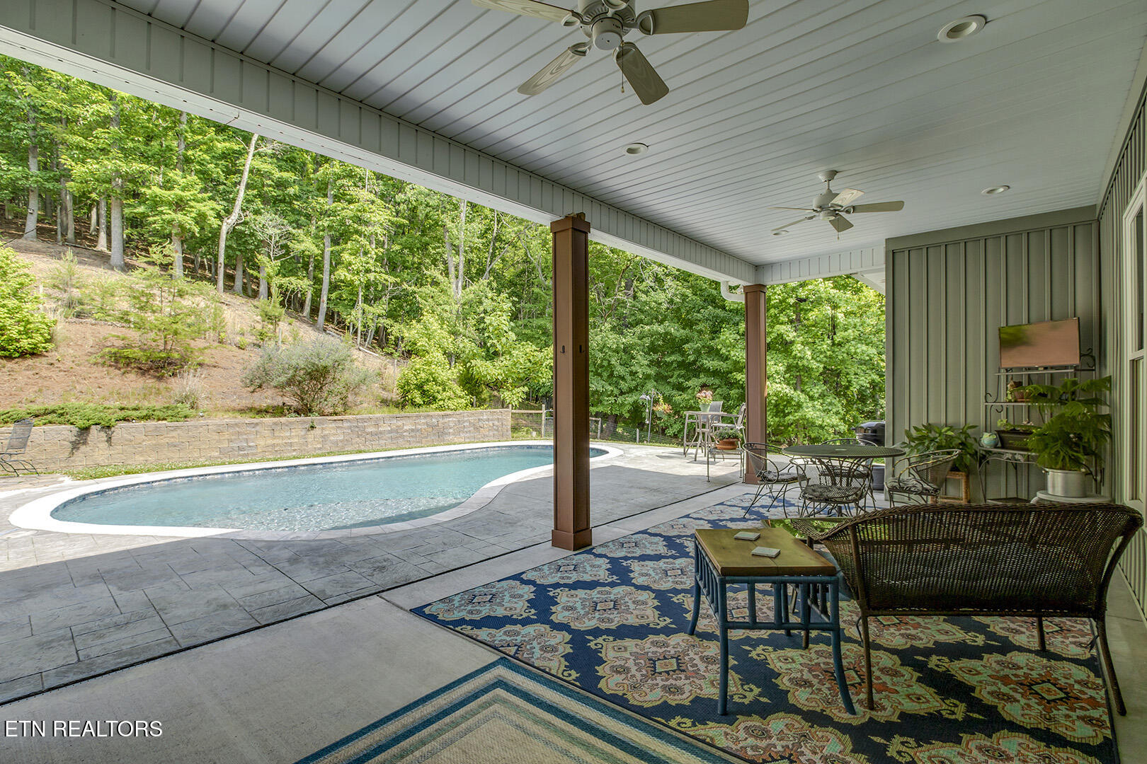 752 Old Johnston Valley Road Kingston TN 37763