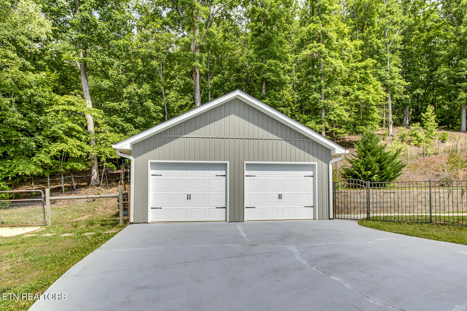 752 Old Johnston Valley Road Kingston TN 37763