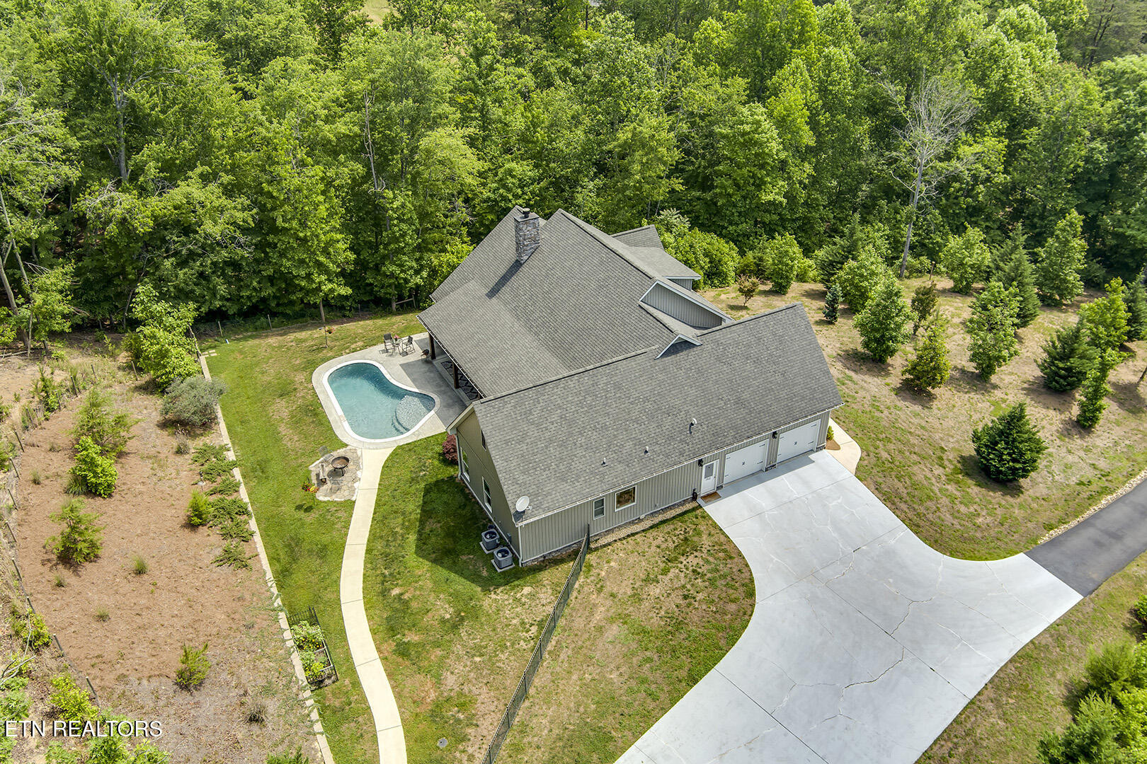 752 Old Johnston Valley Road Kingston TN 37763