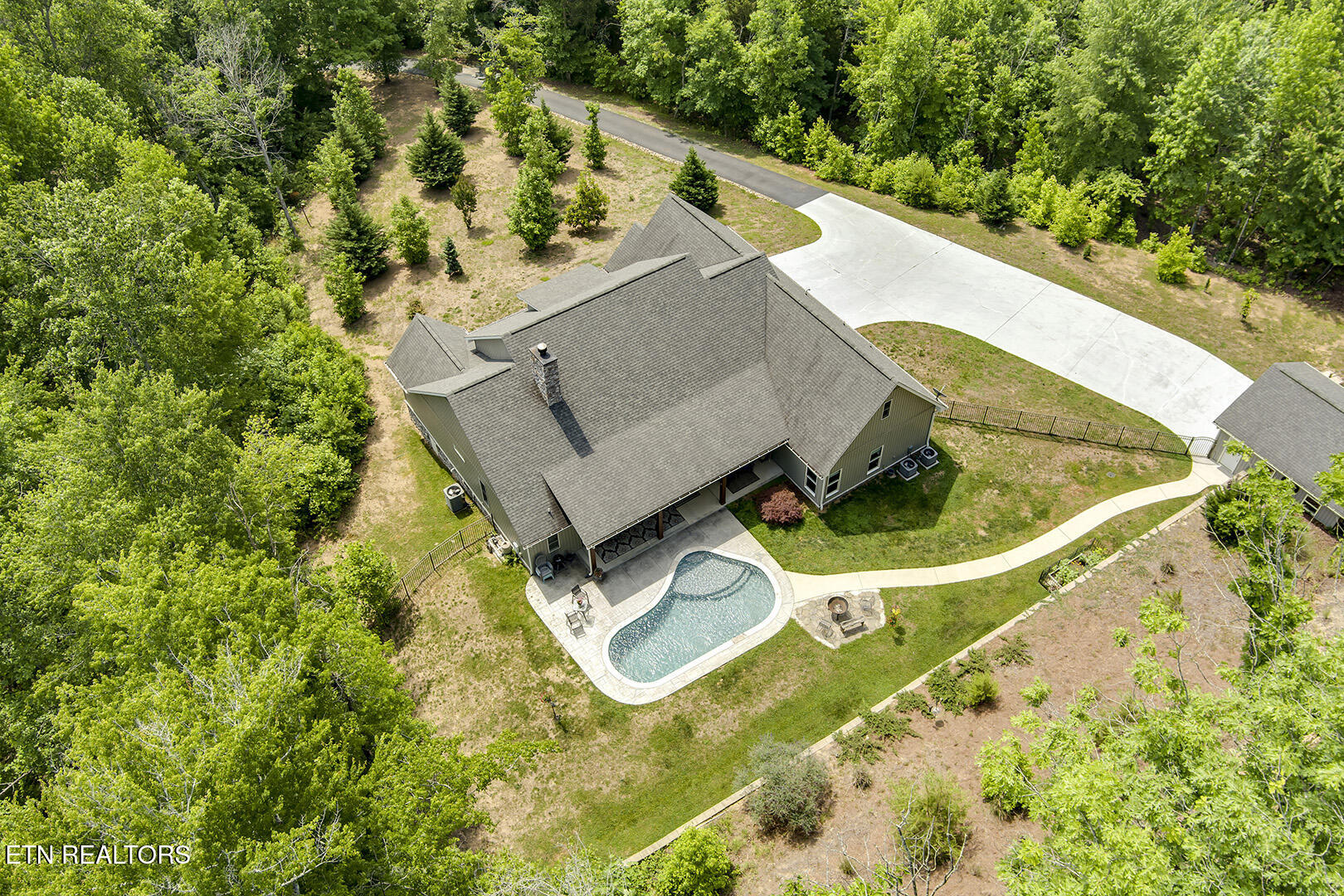 752 Old Johnston Valley Road Kingston TN 37763
