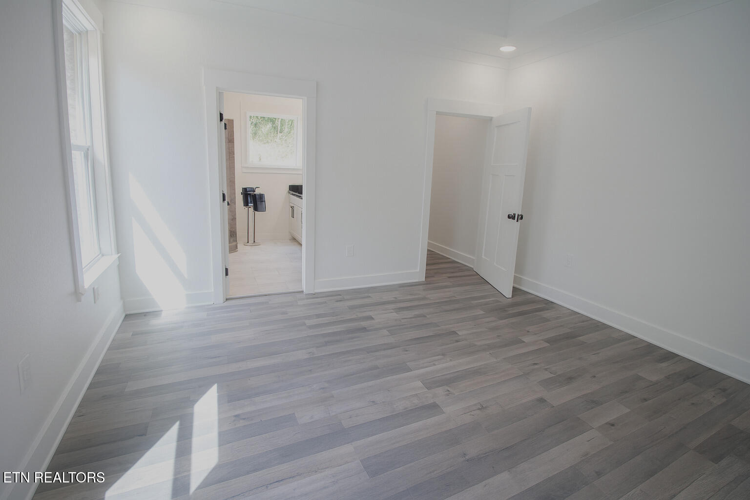 305 Kawga Loudon TN 37774