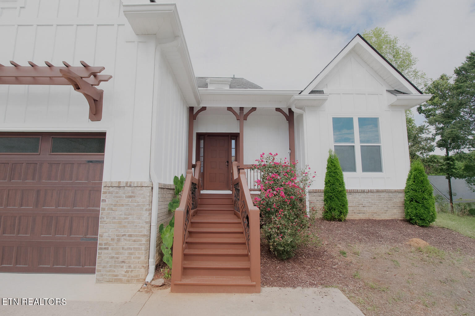 305 Kawga Loudon TN 37774