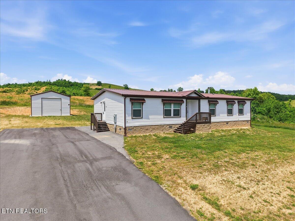 1068 Elaine Drive Tazewell TN 37879