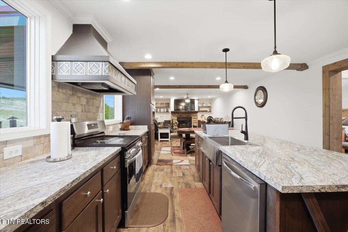 1068 Elaine Drive Tazewell TN 37879