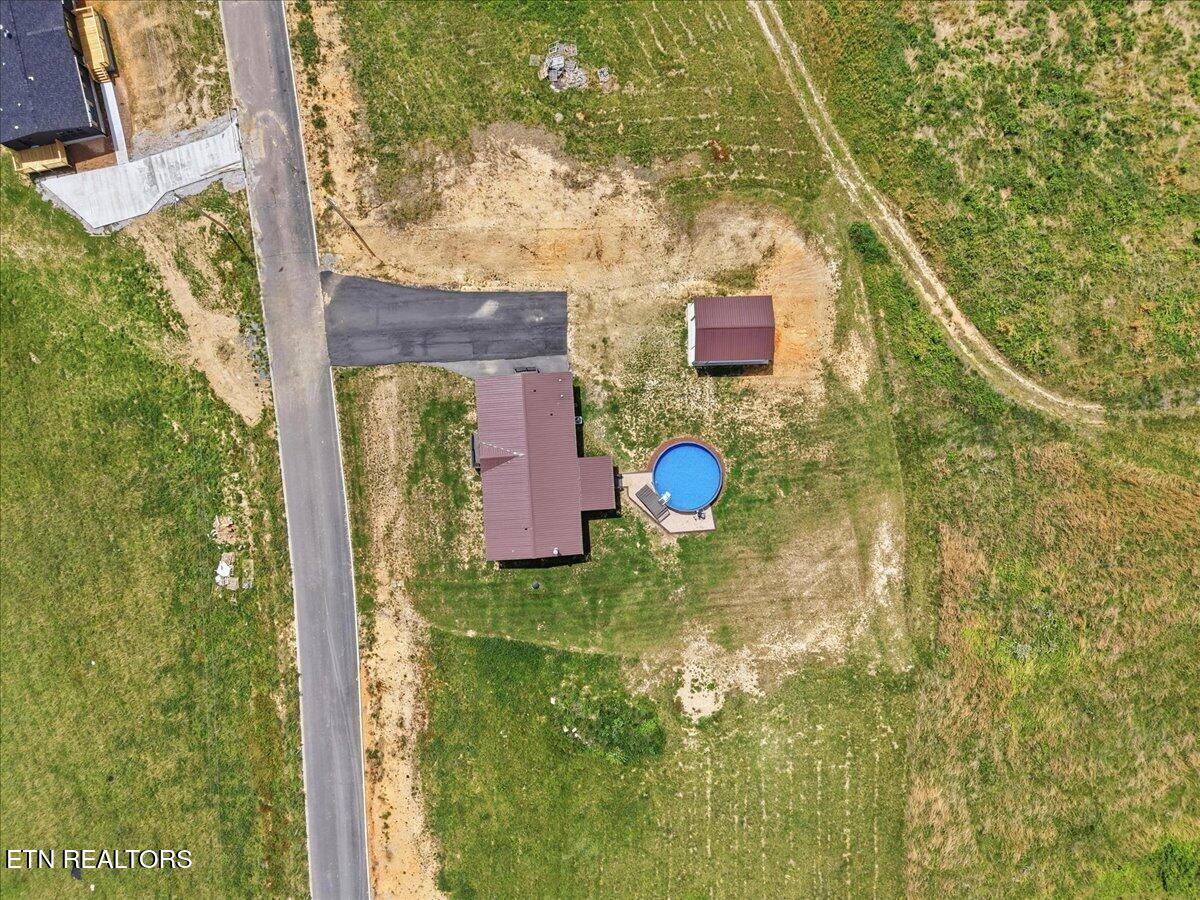 1068 Elaine Drive Tazewell TN 37879