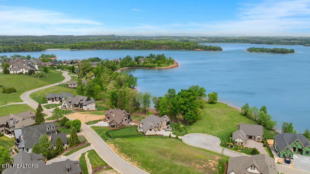 699 Cypress Pointe Drive Lenoir City TN 37772