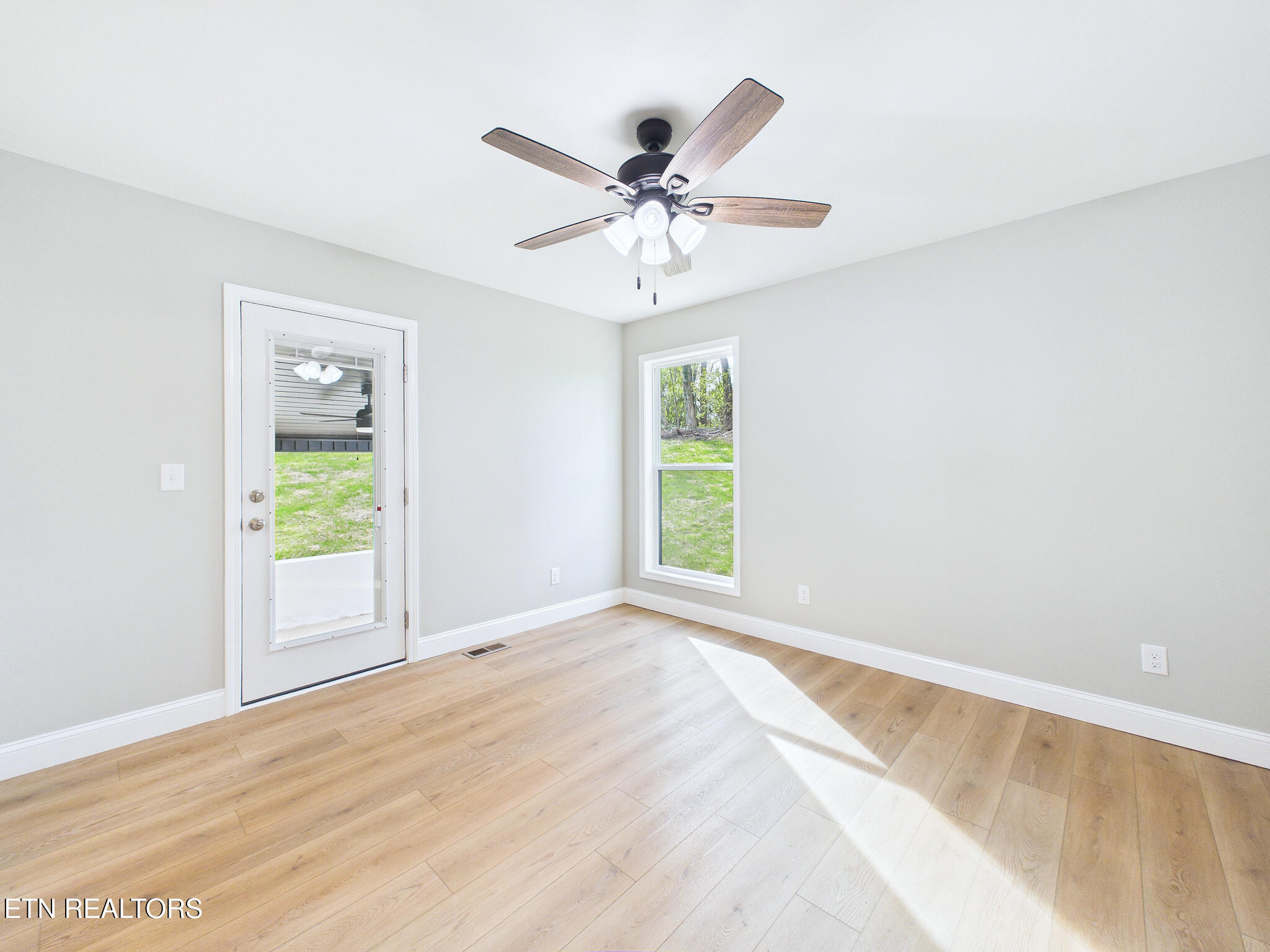 6 Shawnee Trail Athens TN 37303