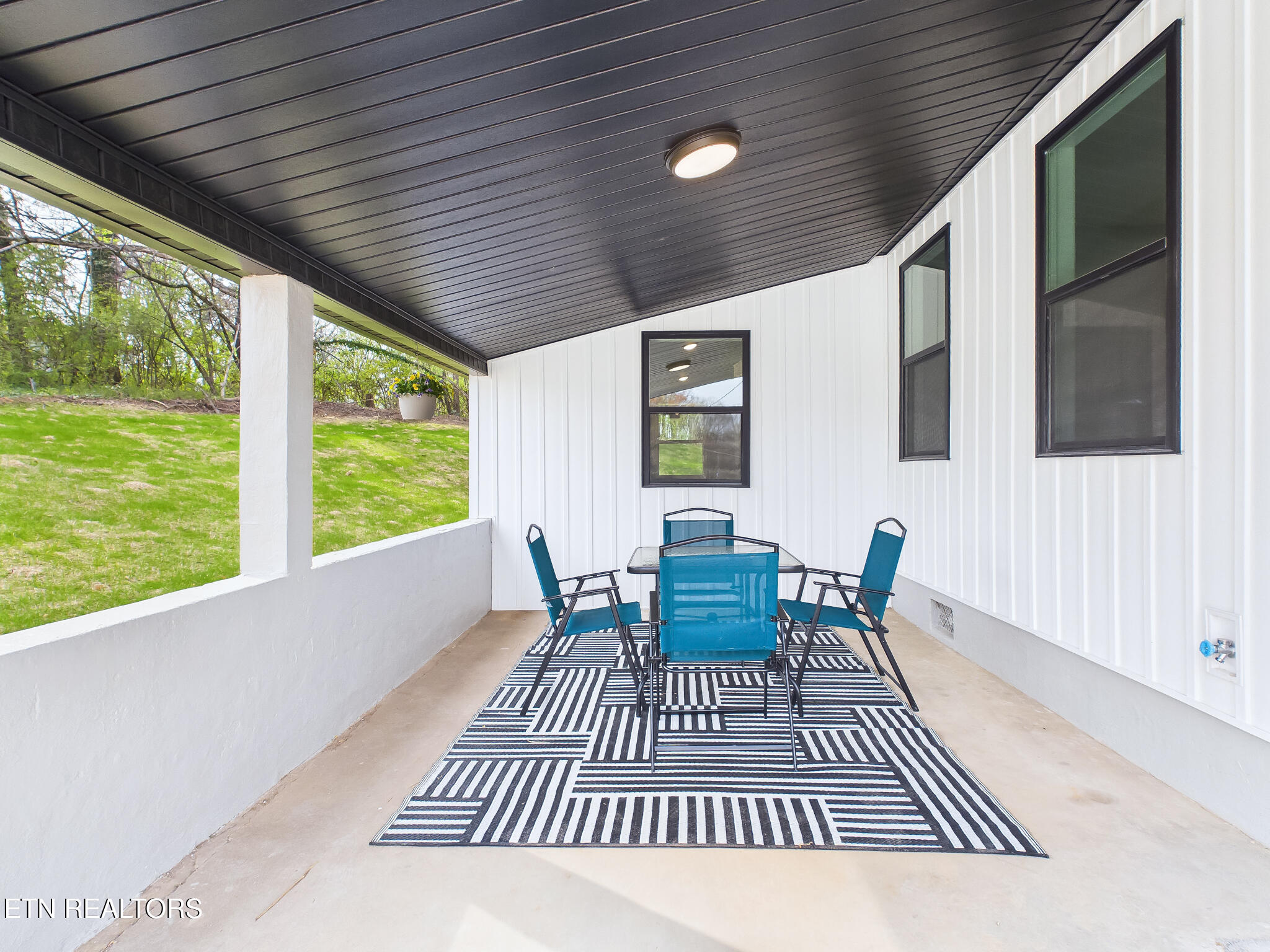 6 Shawnee Trail Athens TN 37303