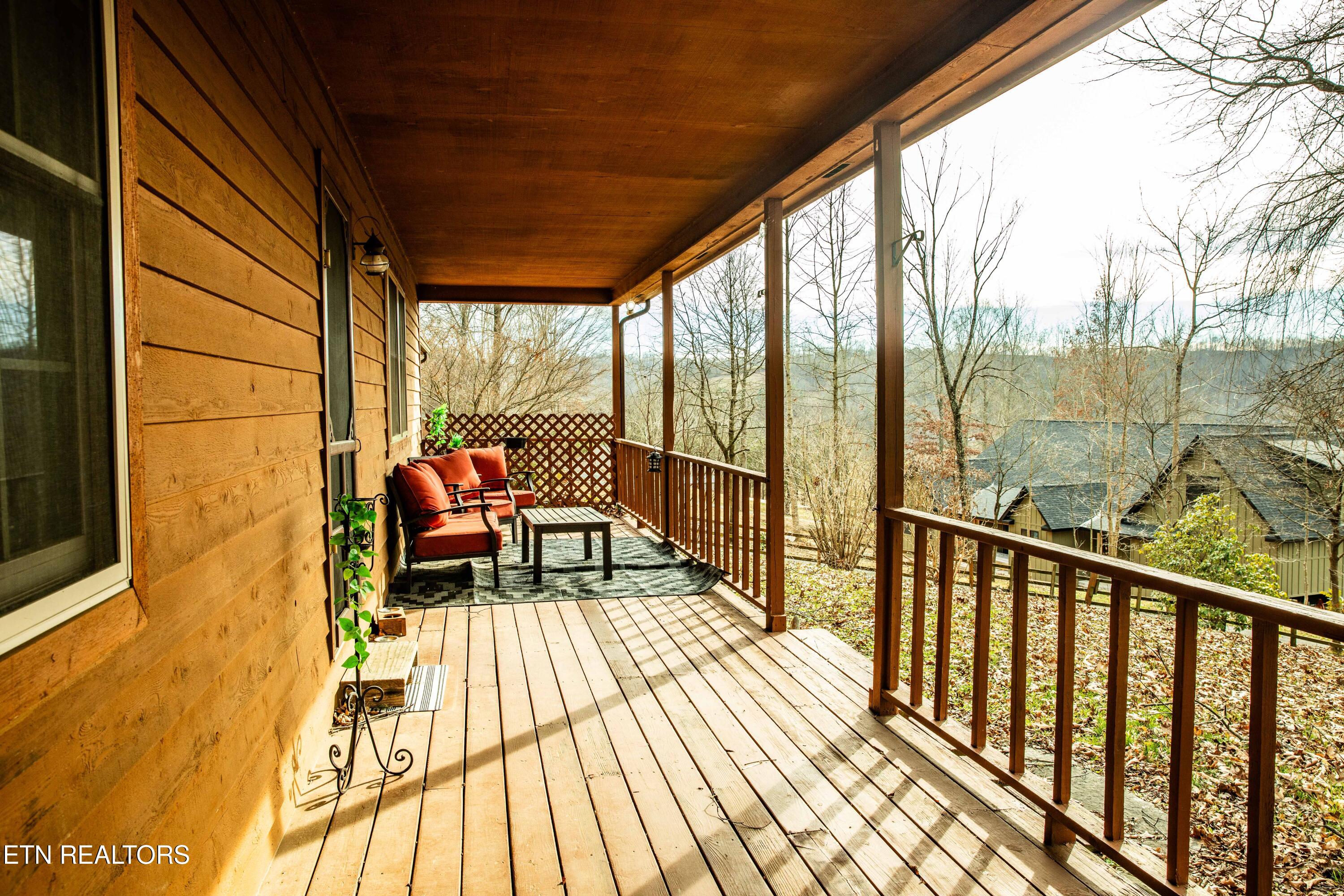 306 Mountain Road New Tazewell TN 37825