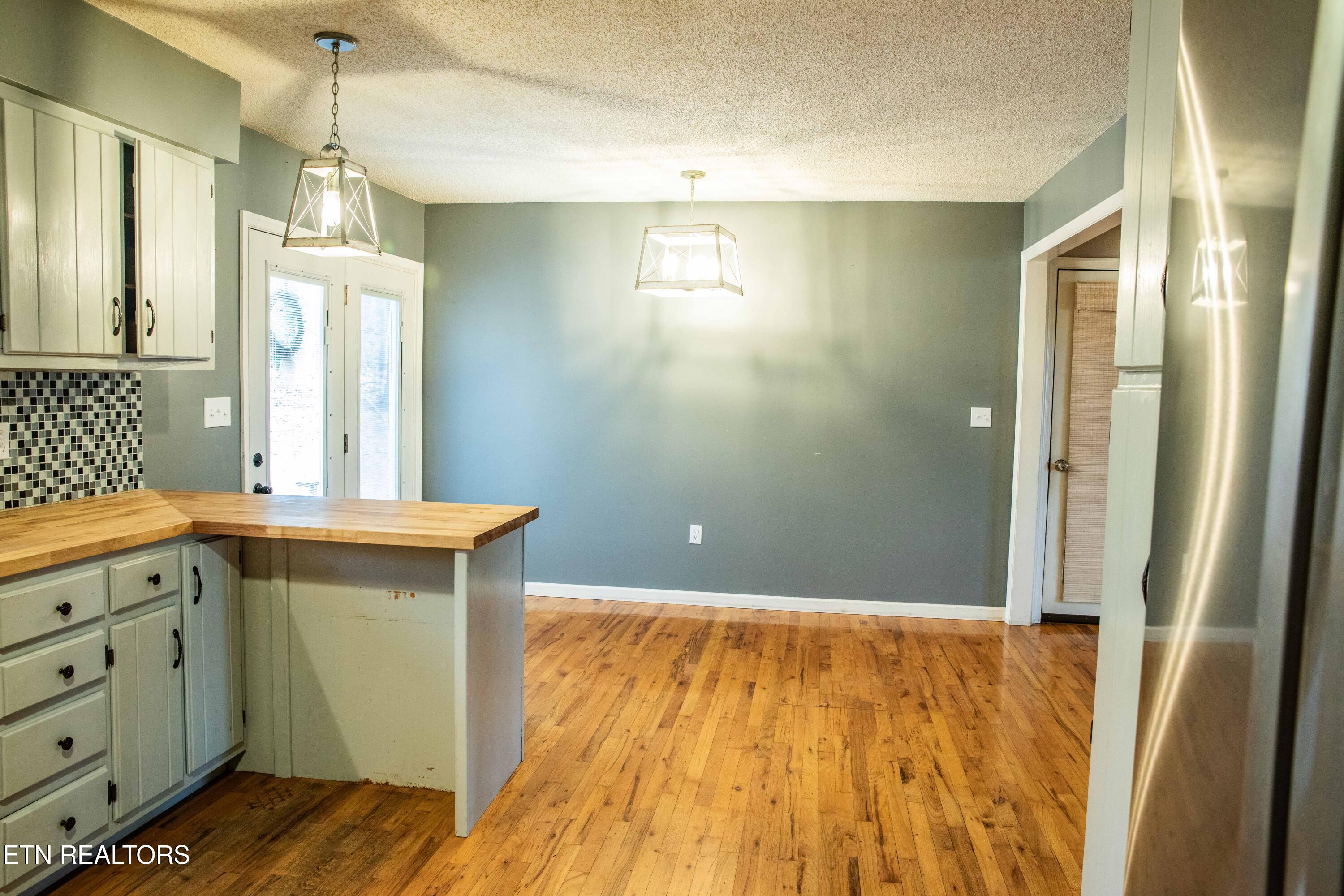 306 Mountain Road New Tazewell TN 37825