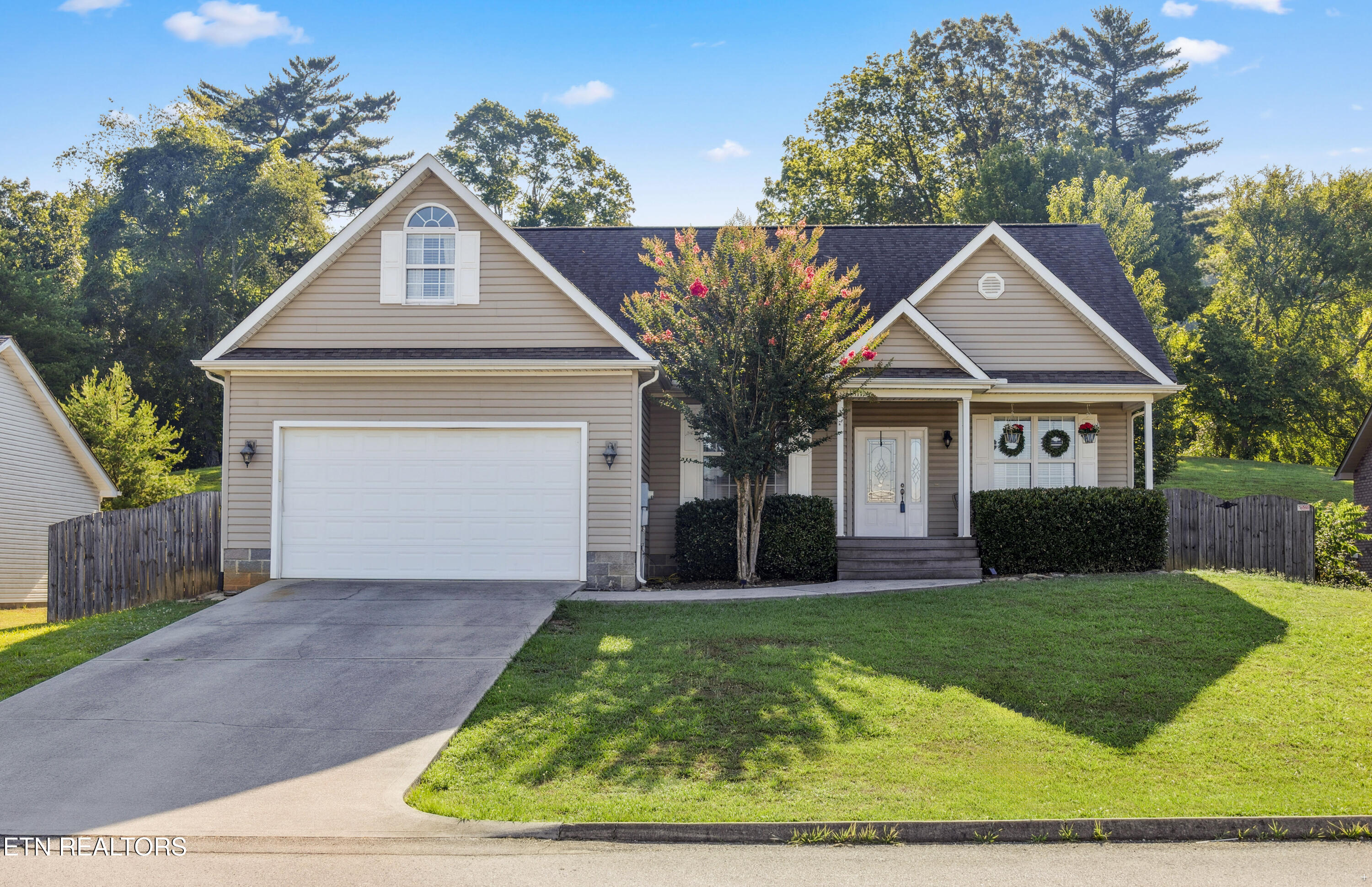 205 Cornerstone Circle Clinton TN 37716