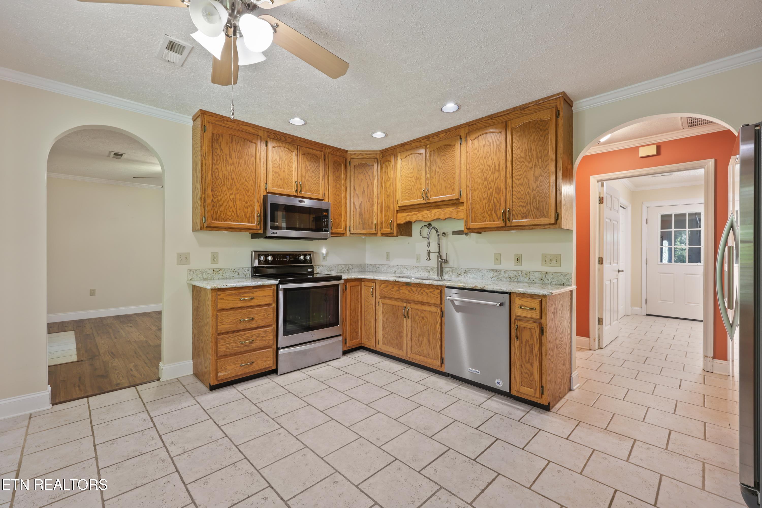 1416 Little Kaycee Drive Sevierville TN 37876
