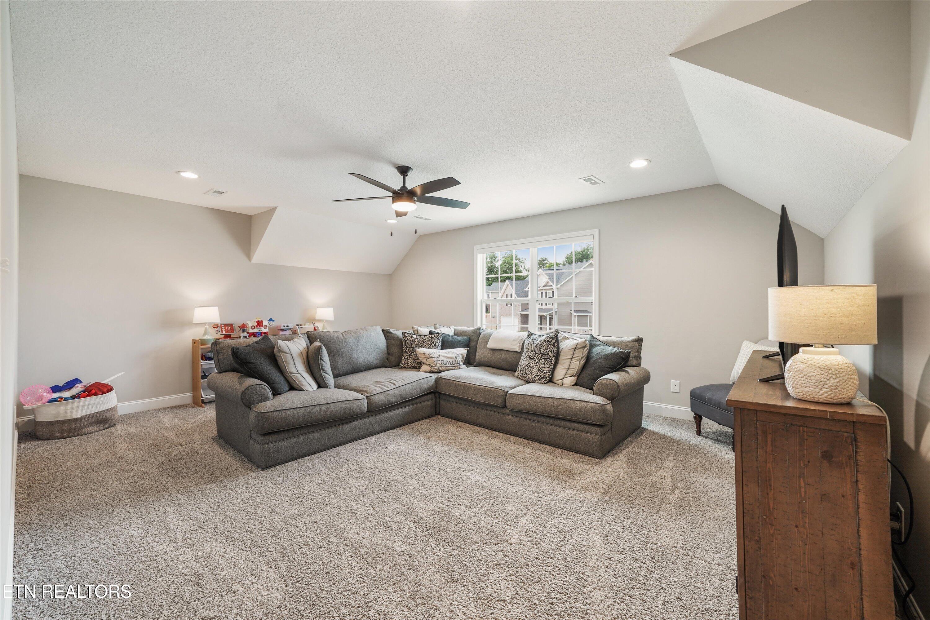 5926 Honeycrisp Road Knoxville TN 37931