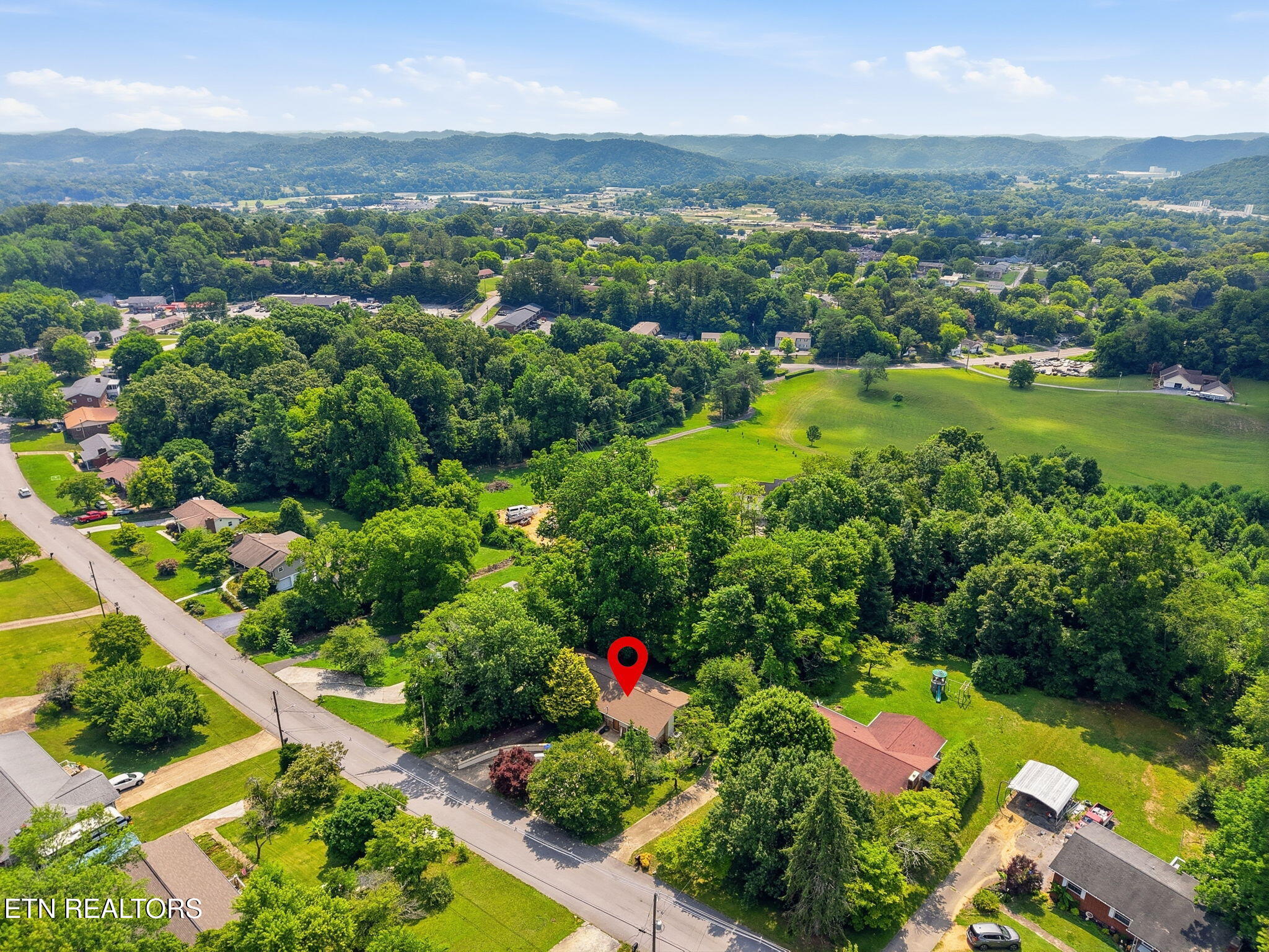 126 Westwood Drive Clinton TN 37716