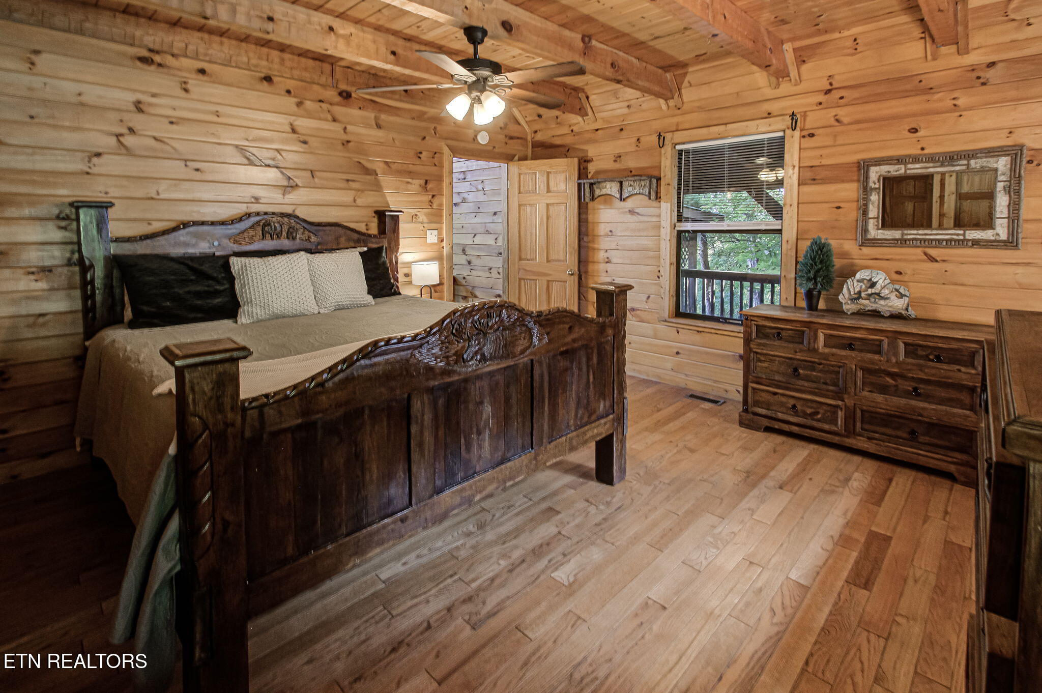 1640 Bench Mountain Way Sevierville TN 37862