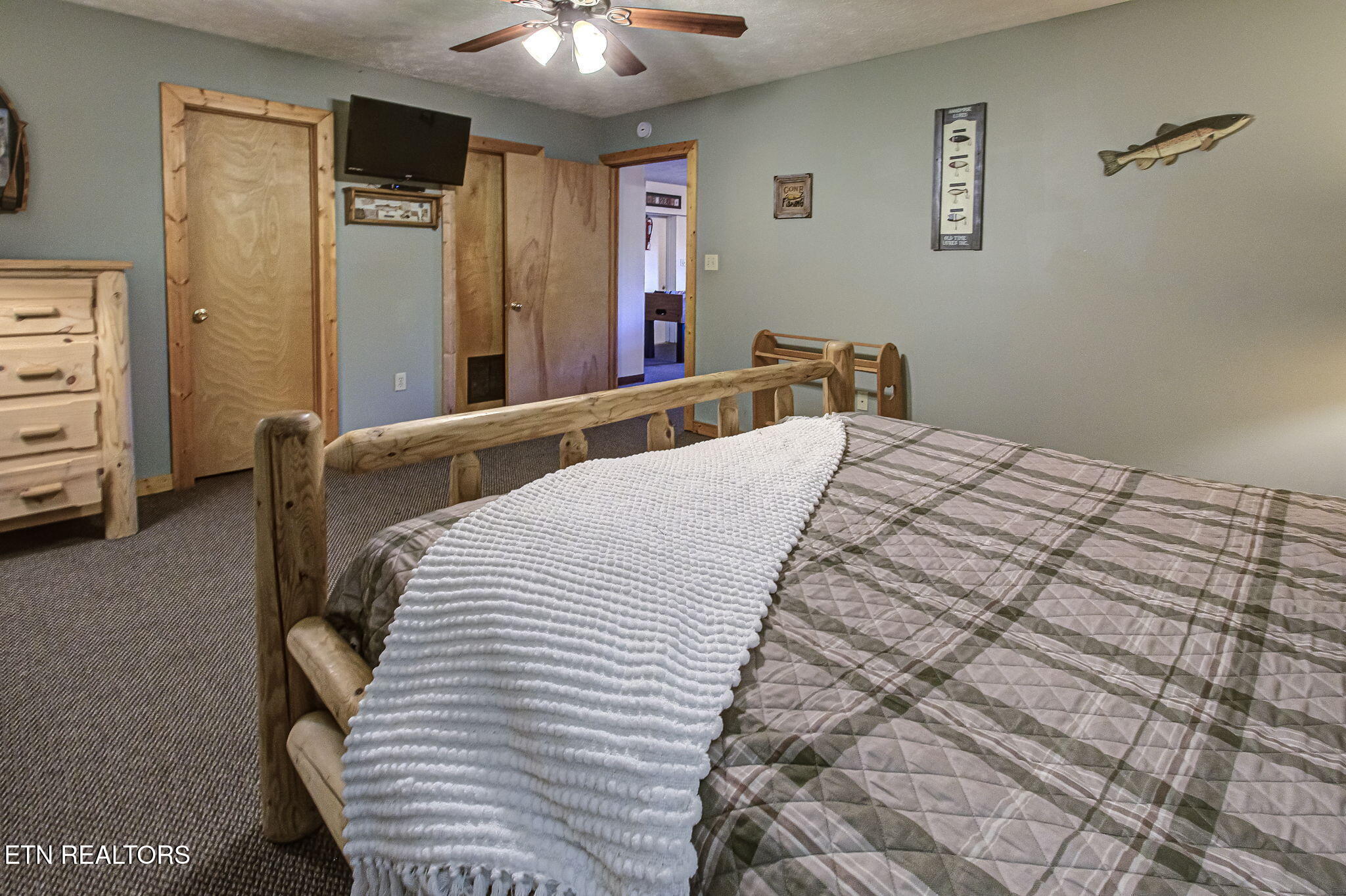 1640 Bench Mountain Way Sevierville TN 37862