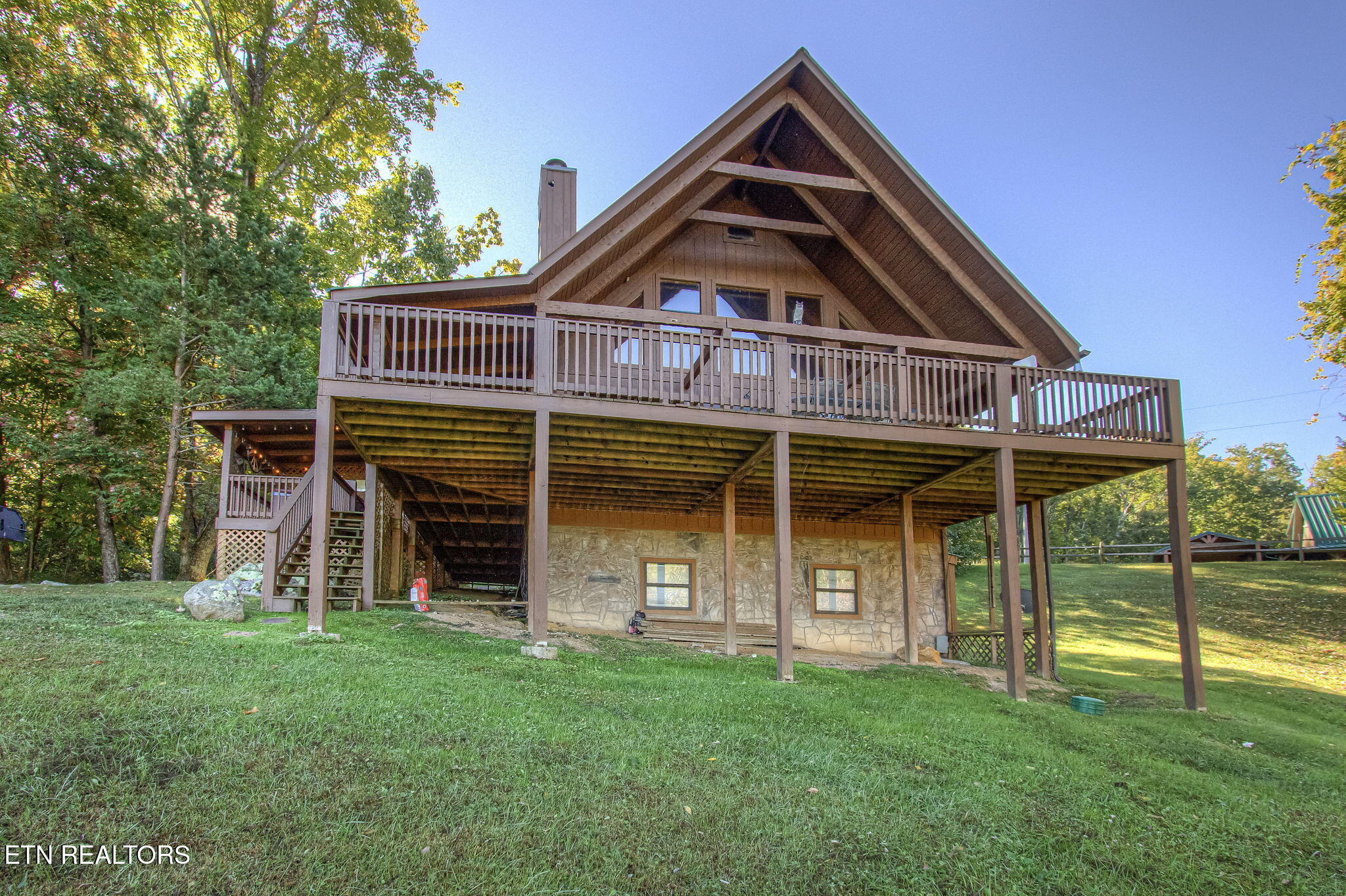 1640 Bench Mountain Way Sevierville TN 37862