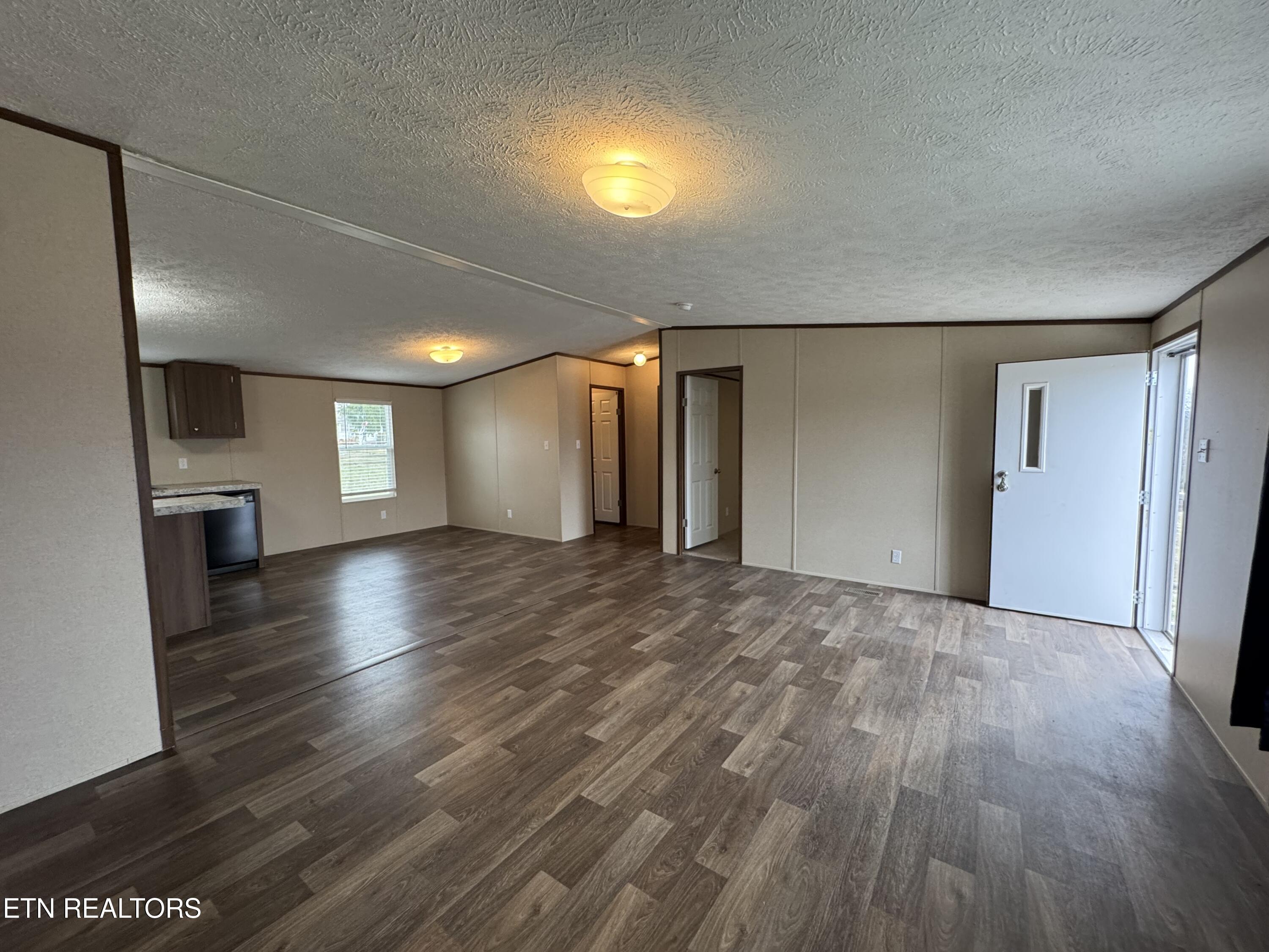 1302 W Morris Street Sweetwater TN 37874