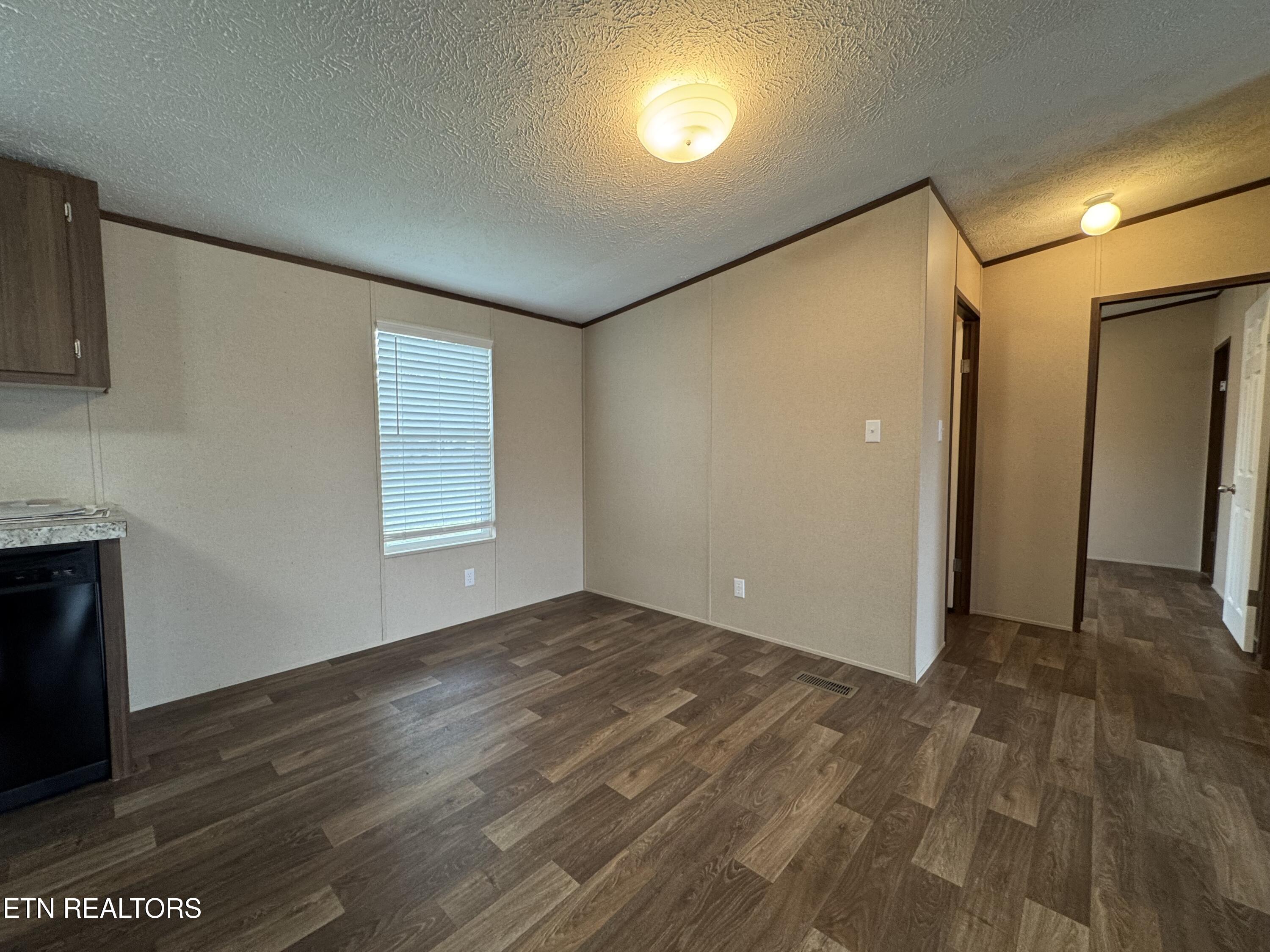 1302 W Morris Street Sweetwater TN 37874