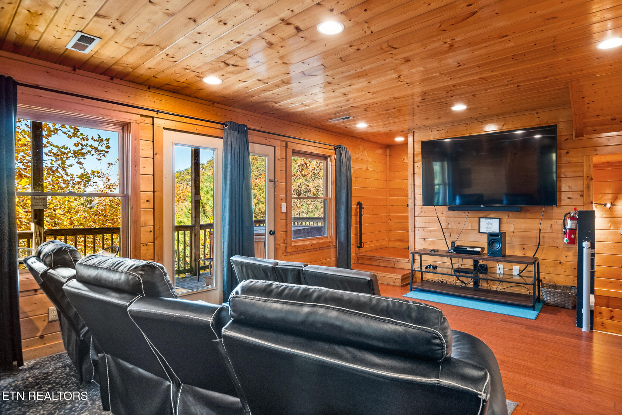 4104 Harvest Moon Road Sevierville TN 37862