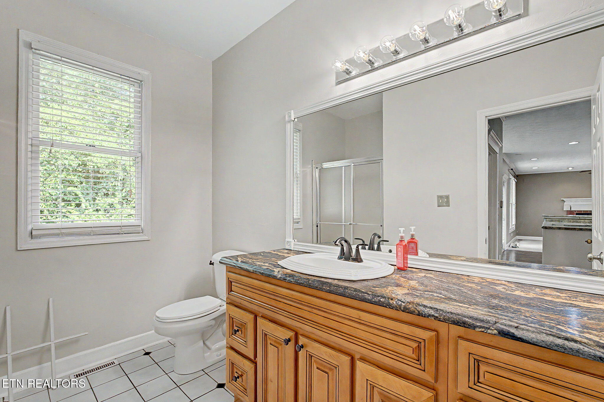10321 Daymark Lane Knoxville TN 37922