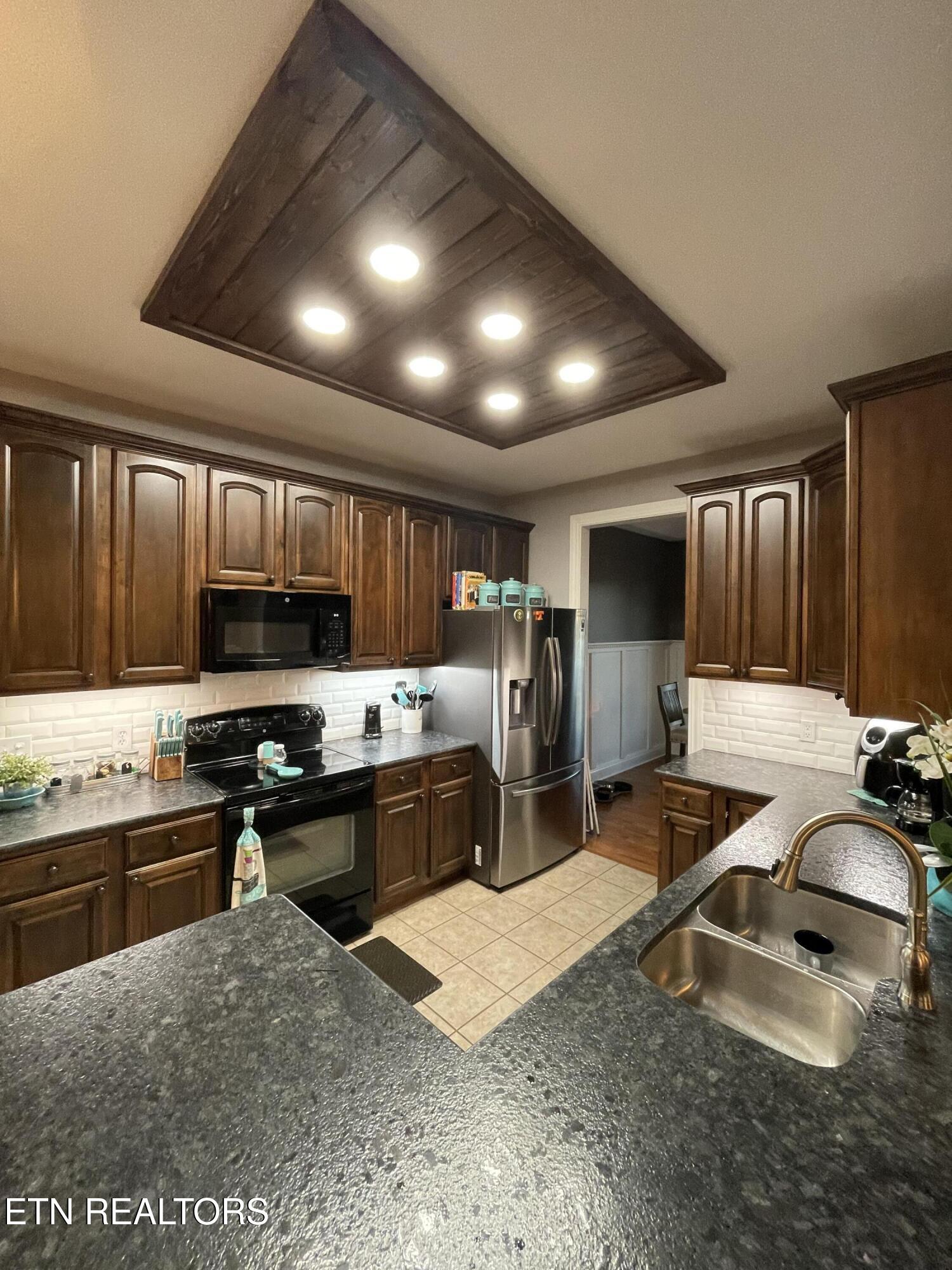 167 Wind Chase Way Madisonville TN 37354
