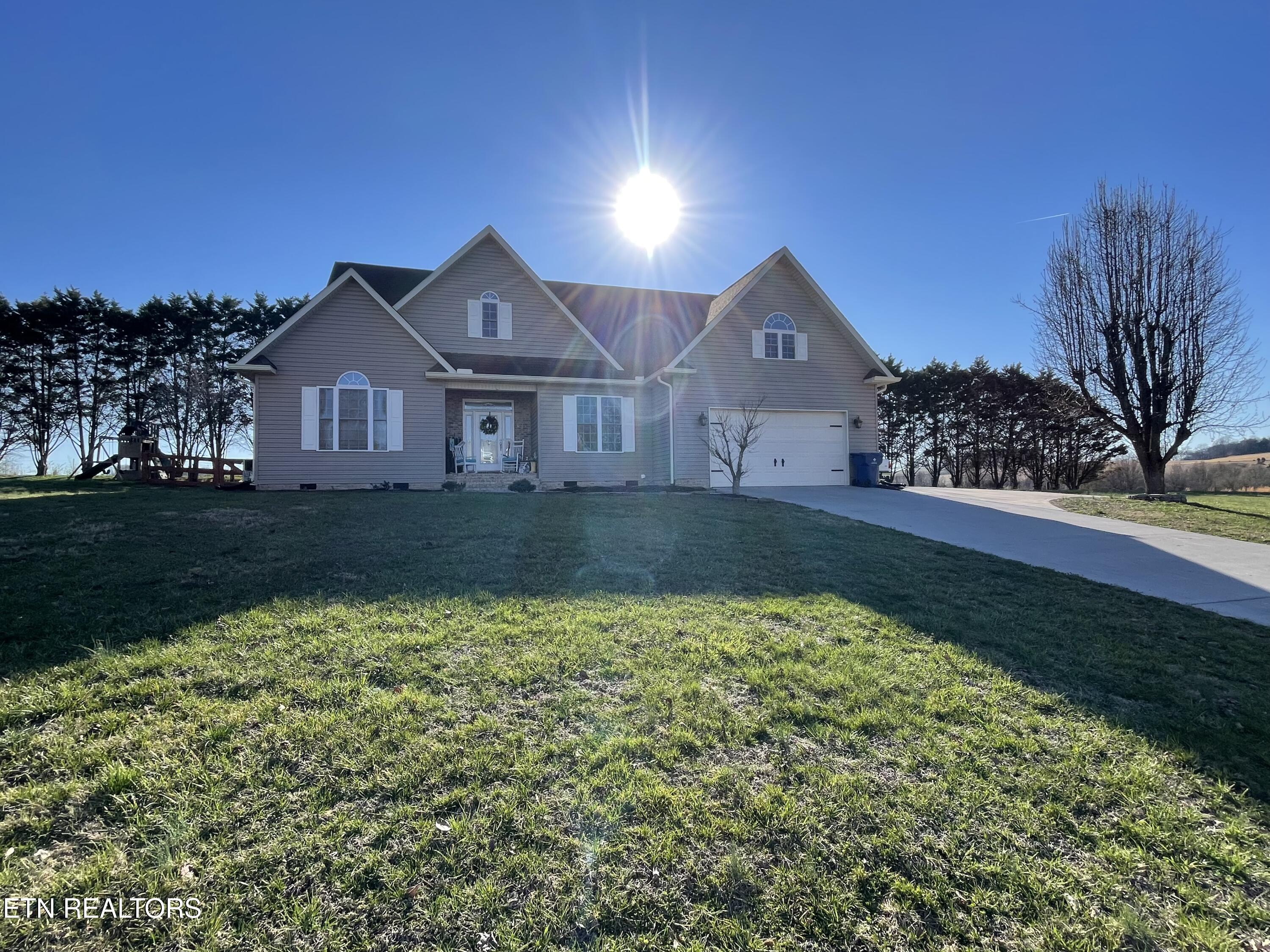167 Wind Chase Way Madisonville TN 37354