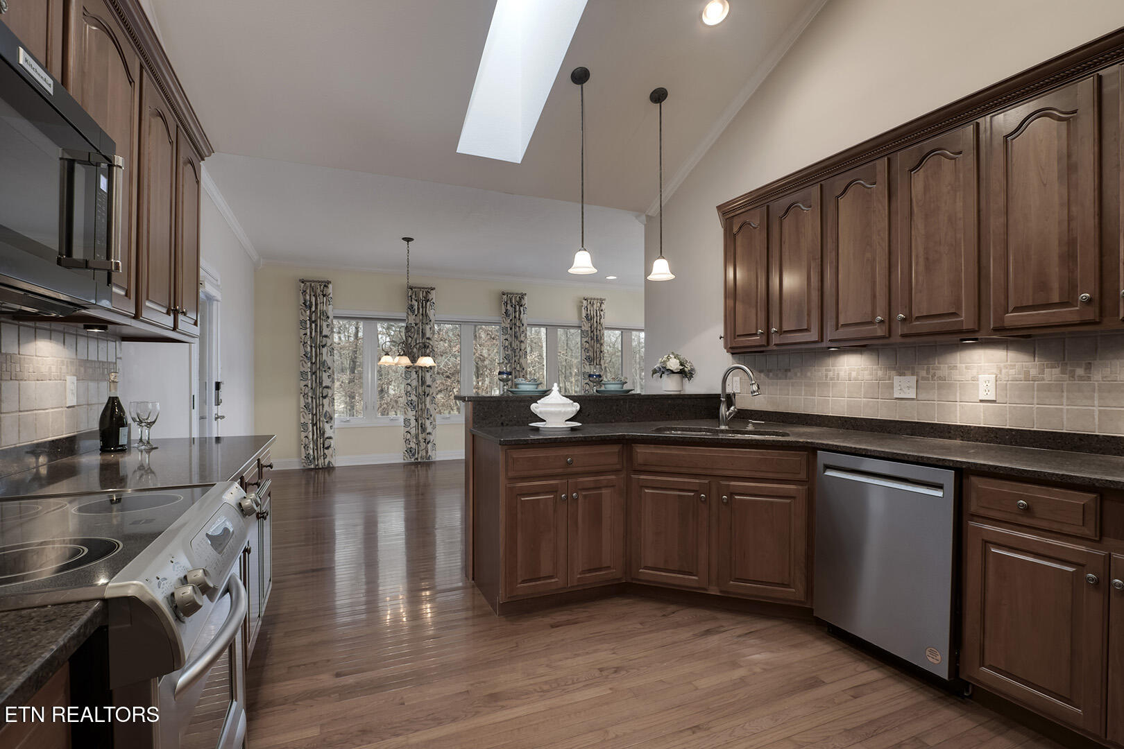106 Geya Circle Loudon TN 37774