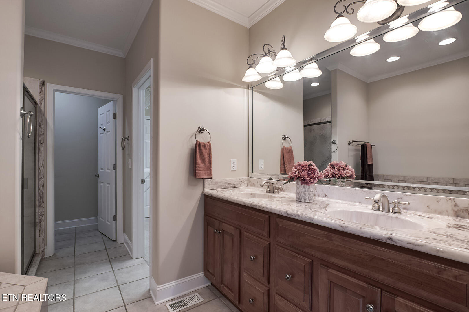 106 Geya Circle Loudon TN 37774