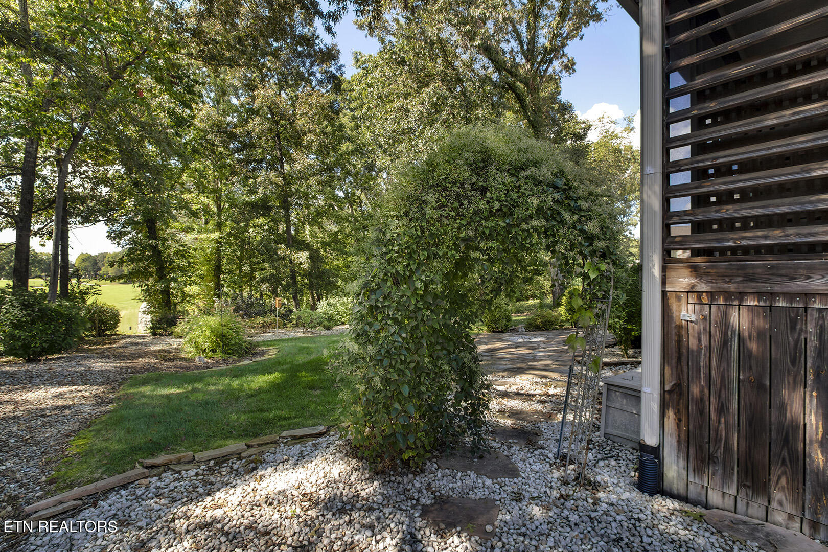 106 Geya Circle Loudon TN 37774