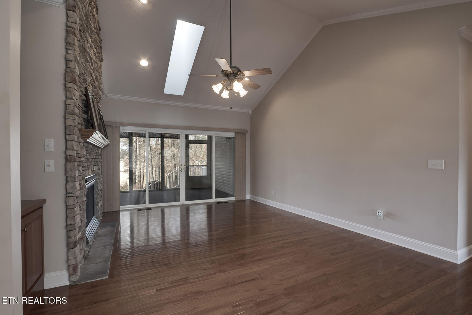 106 Geya Circle Loudon TN 37774