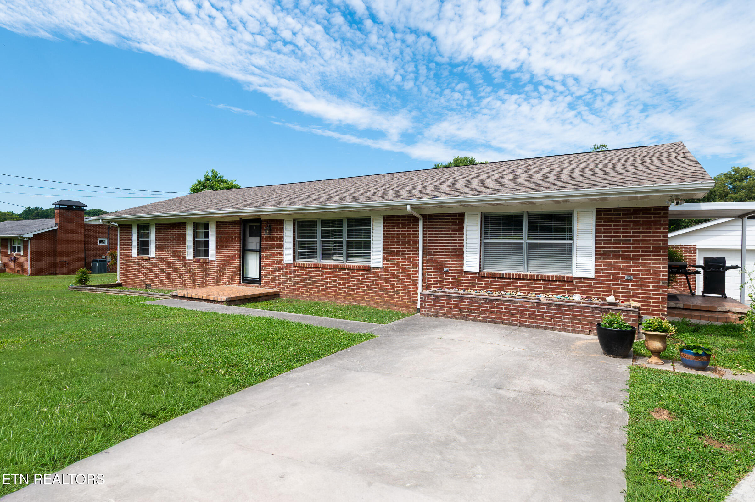 1886 E Brown School Road Maryville TN 37804