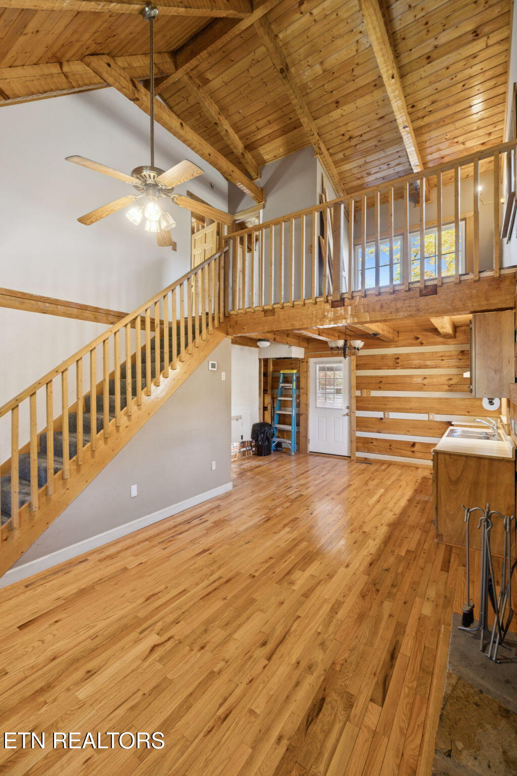 306 Beech Ridge Lane Gatlinburg TN 37738