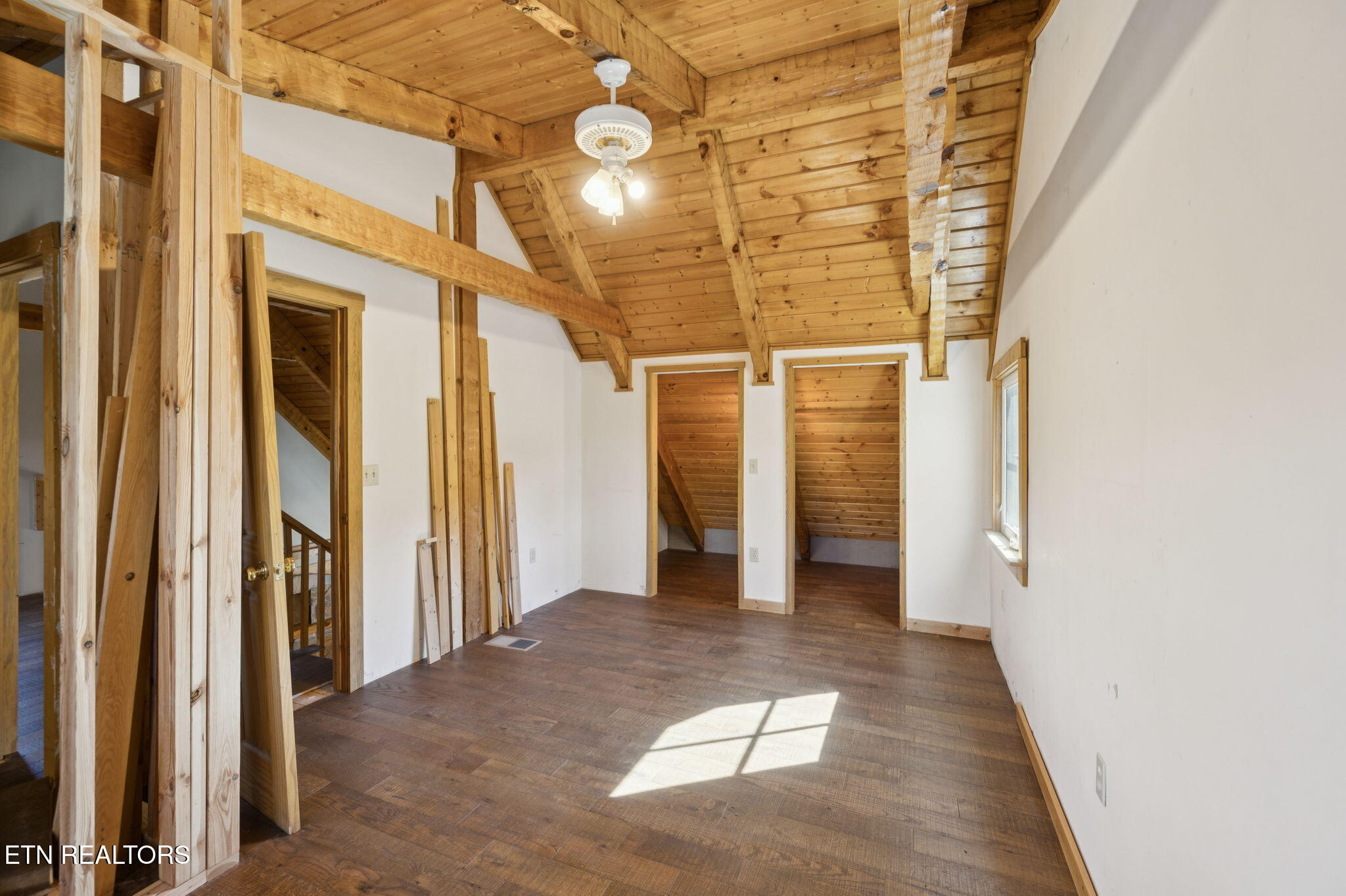 306 Beech Ridge Lane Gatlinburg TN 37738