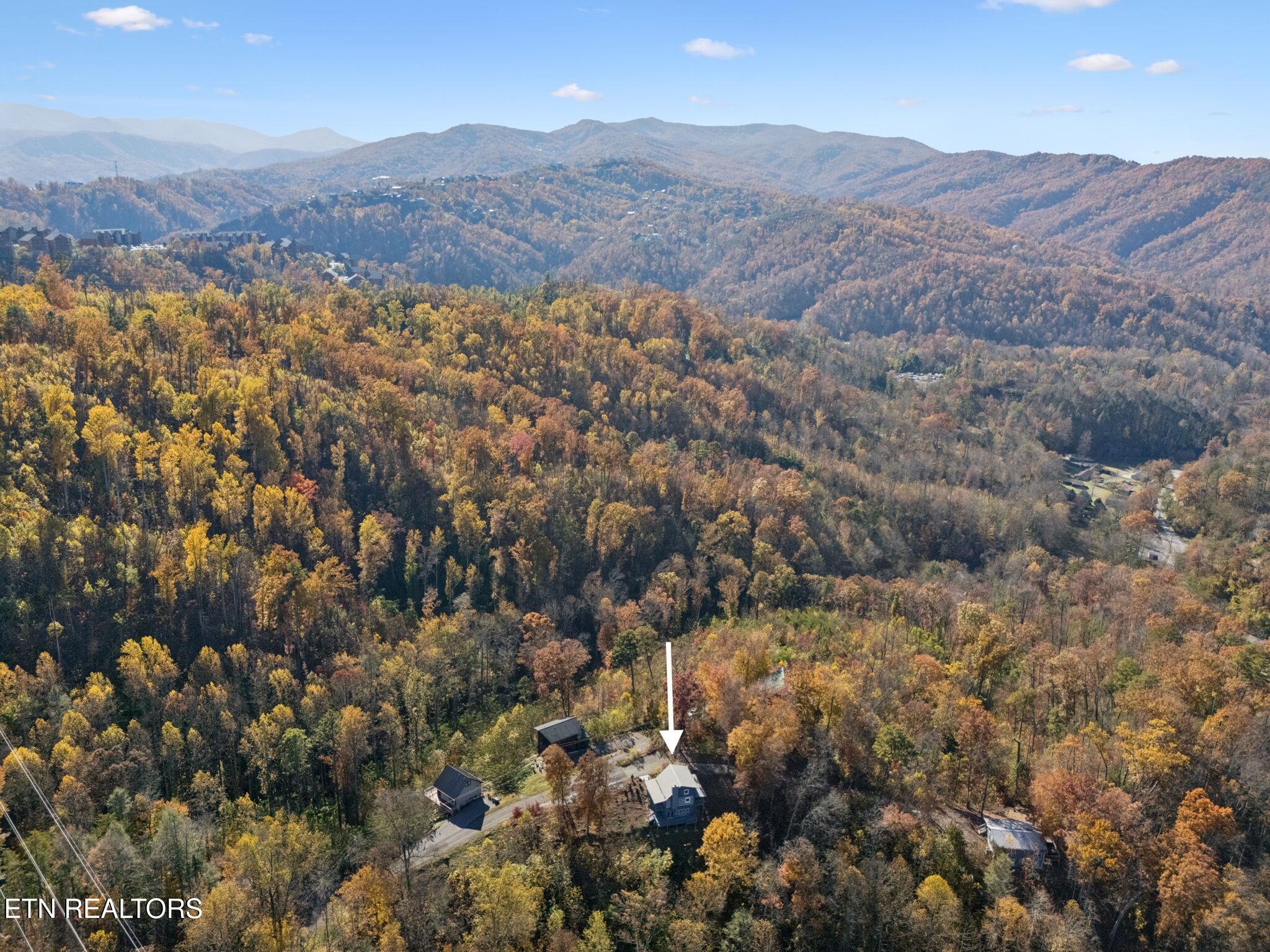 306 Beech Ridge Lane Gatlinburg TN 37738