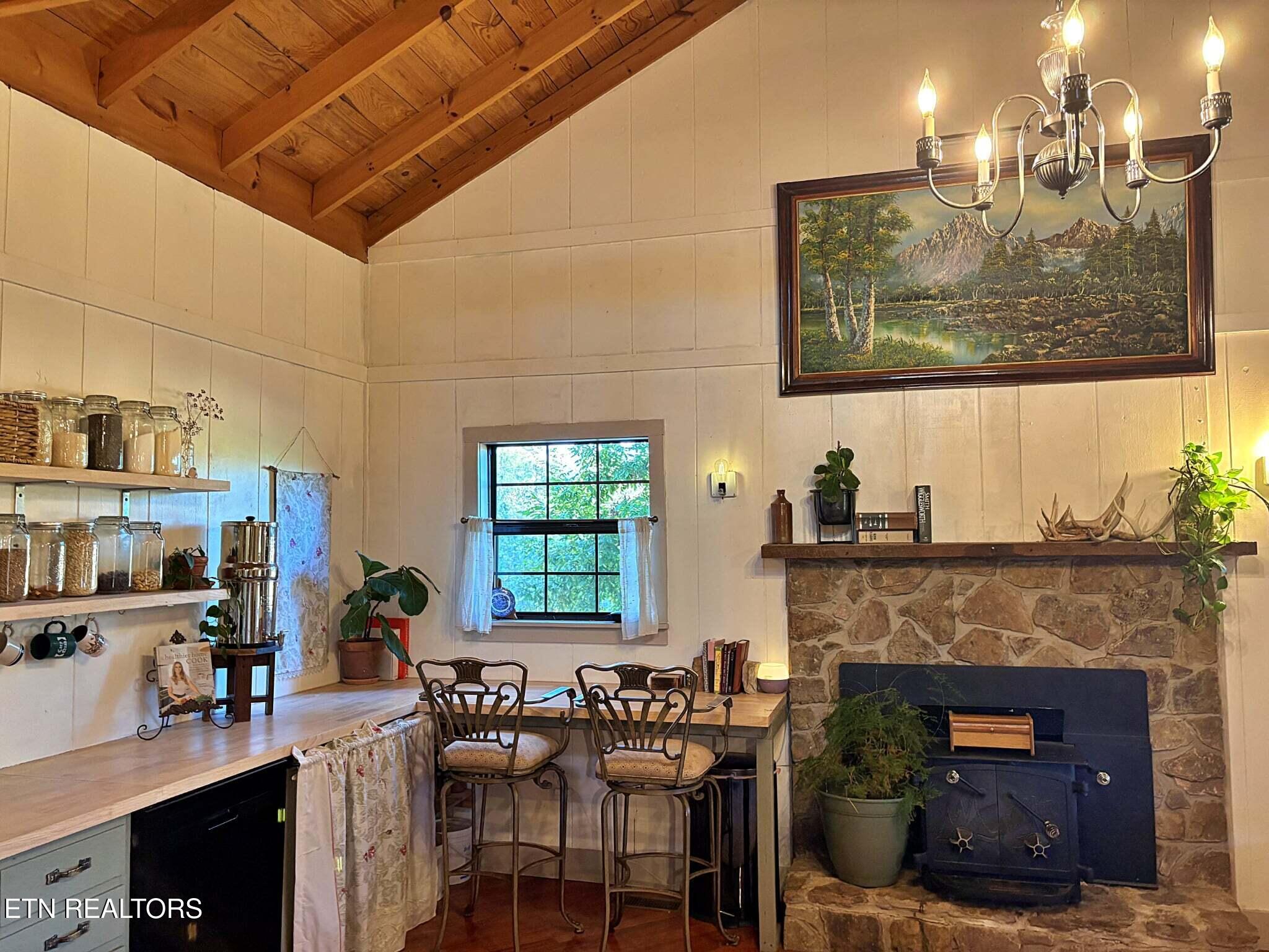 728 Essary Road Tazewell TN 37879