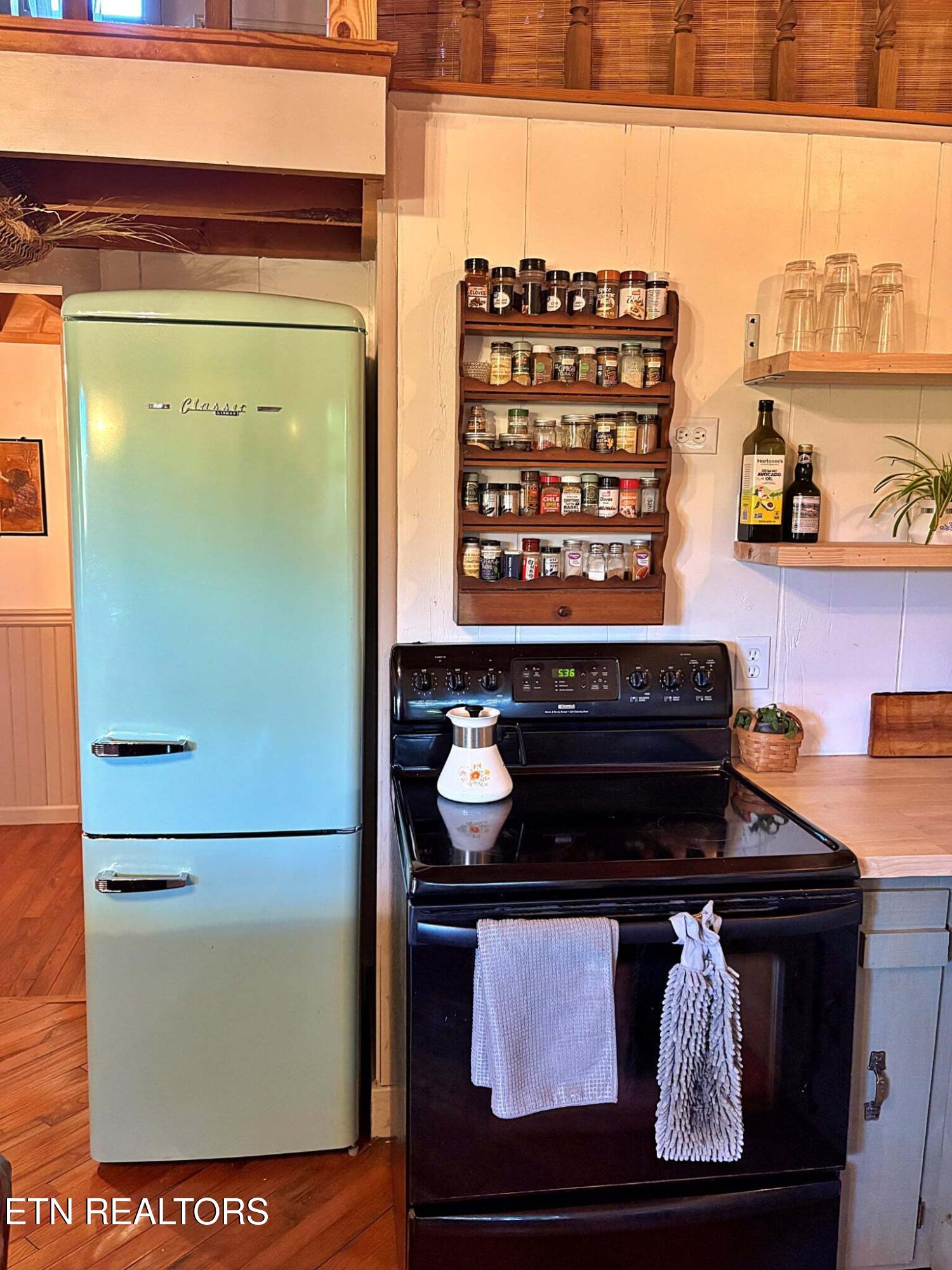 728 Essary Road Tazewell TN 37879