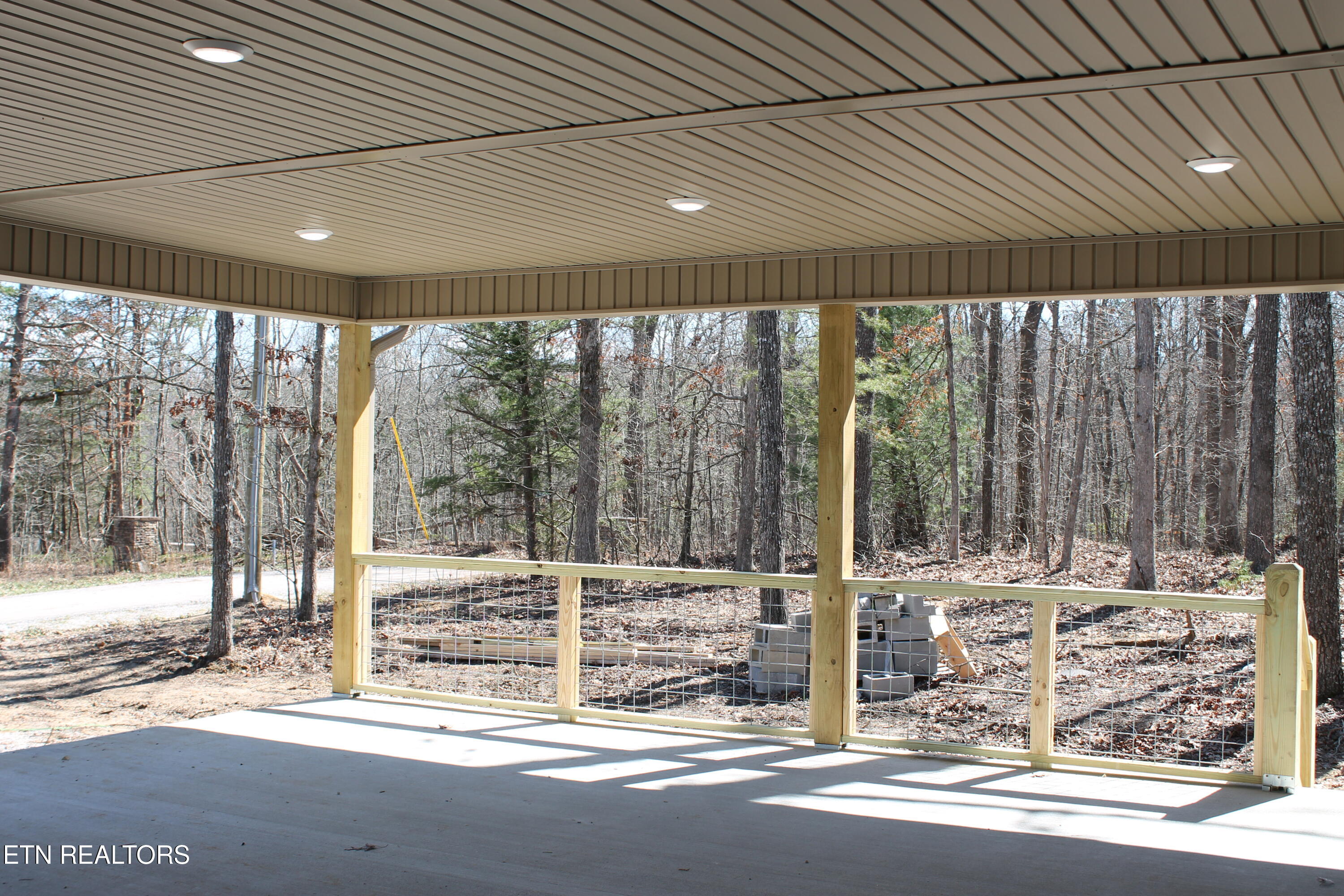 807 Dulog Trail Jamestown TN 38556