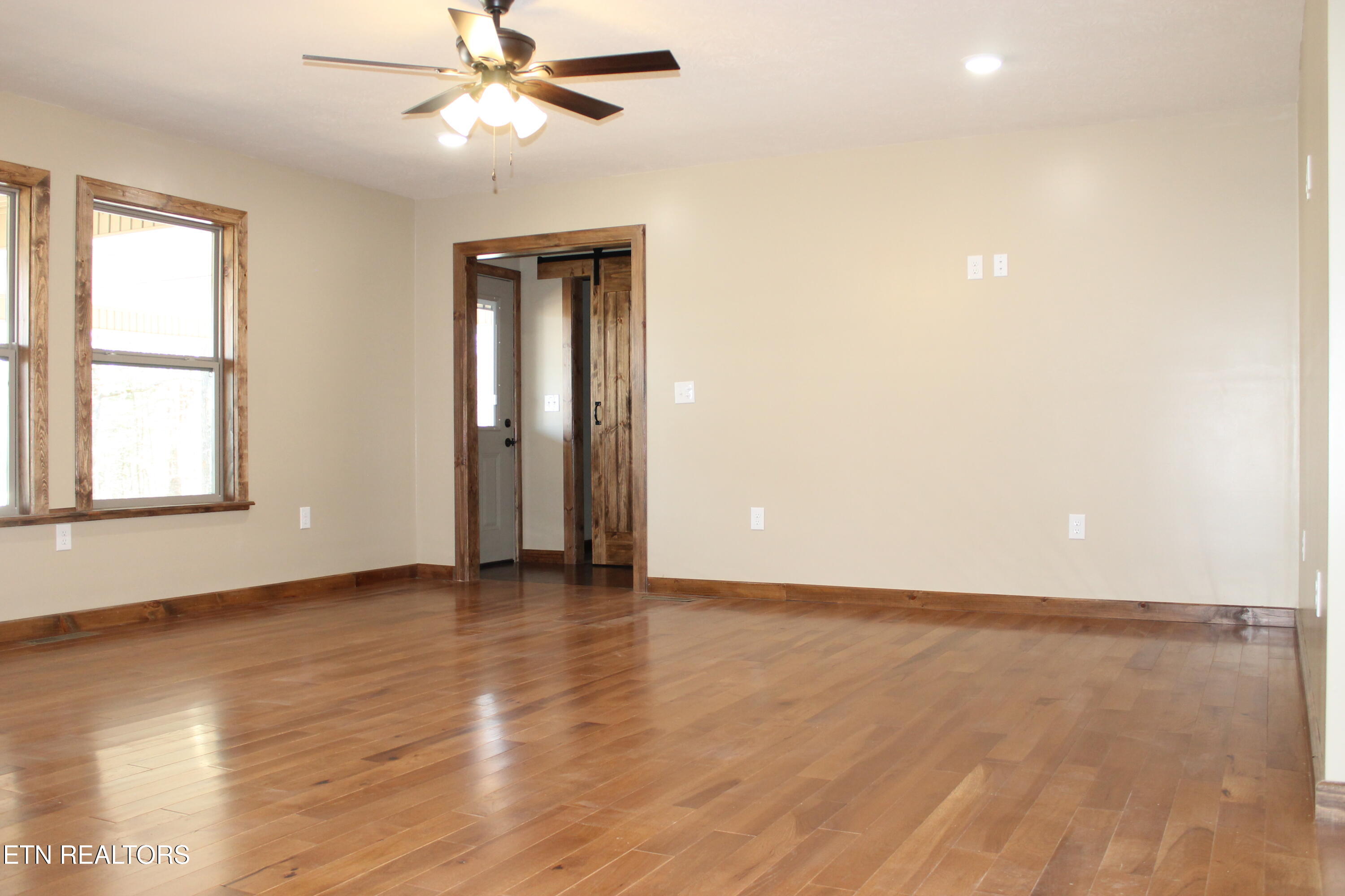 807 Dulog Trail Jamestown TN 38556