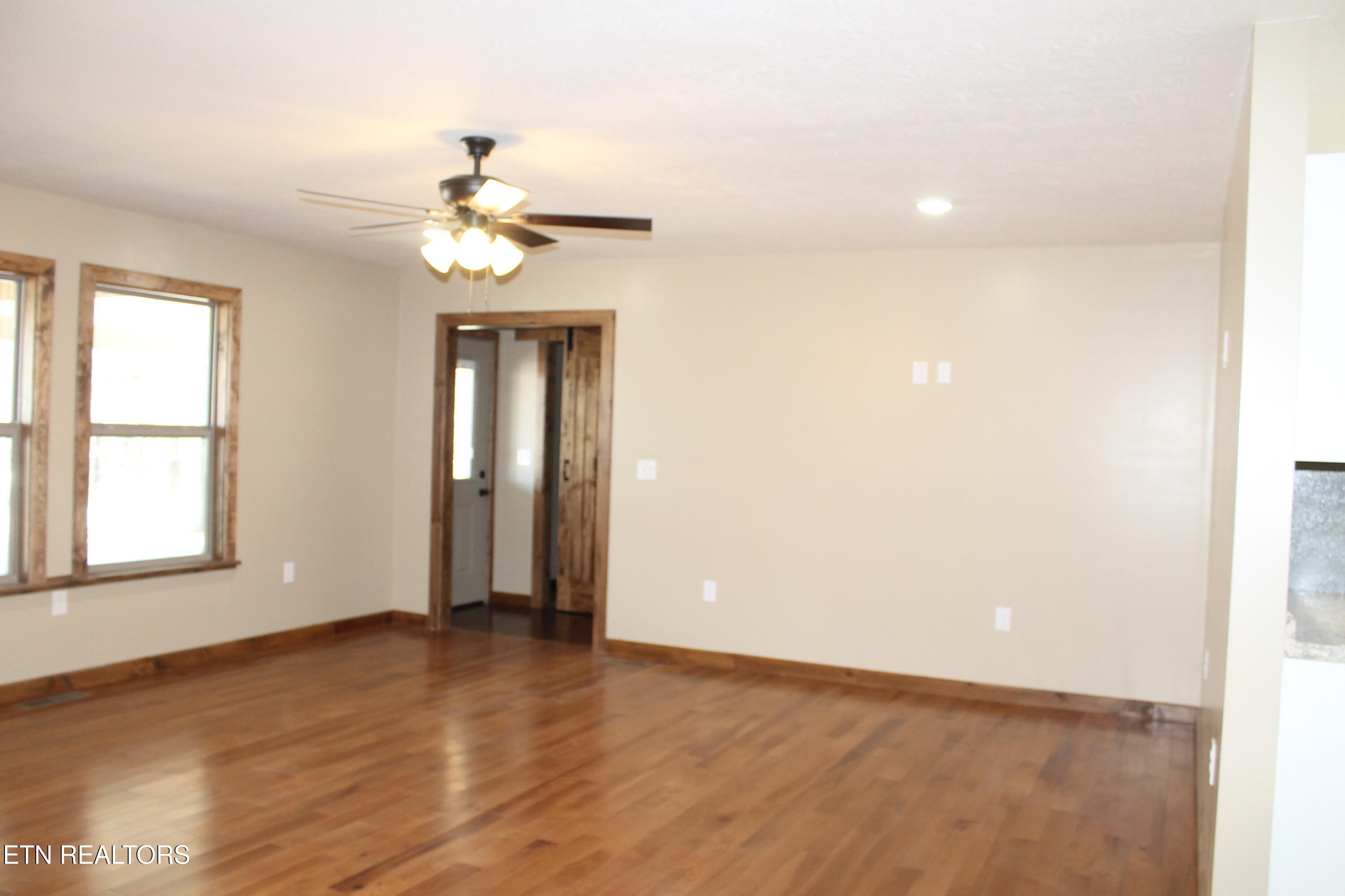 807 Dulog Trail Jamestown TN 38556