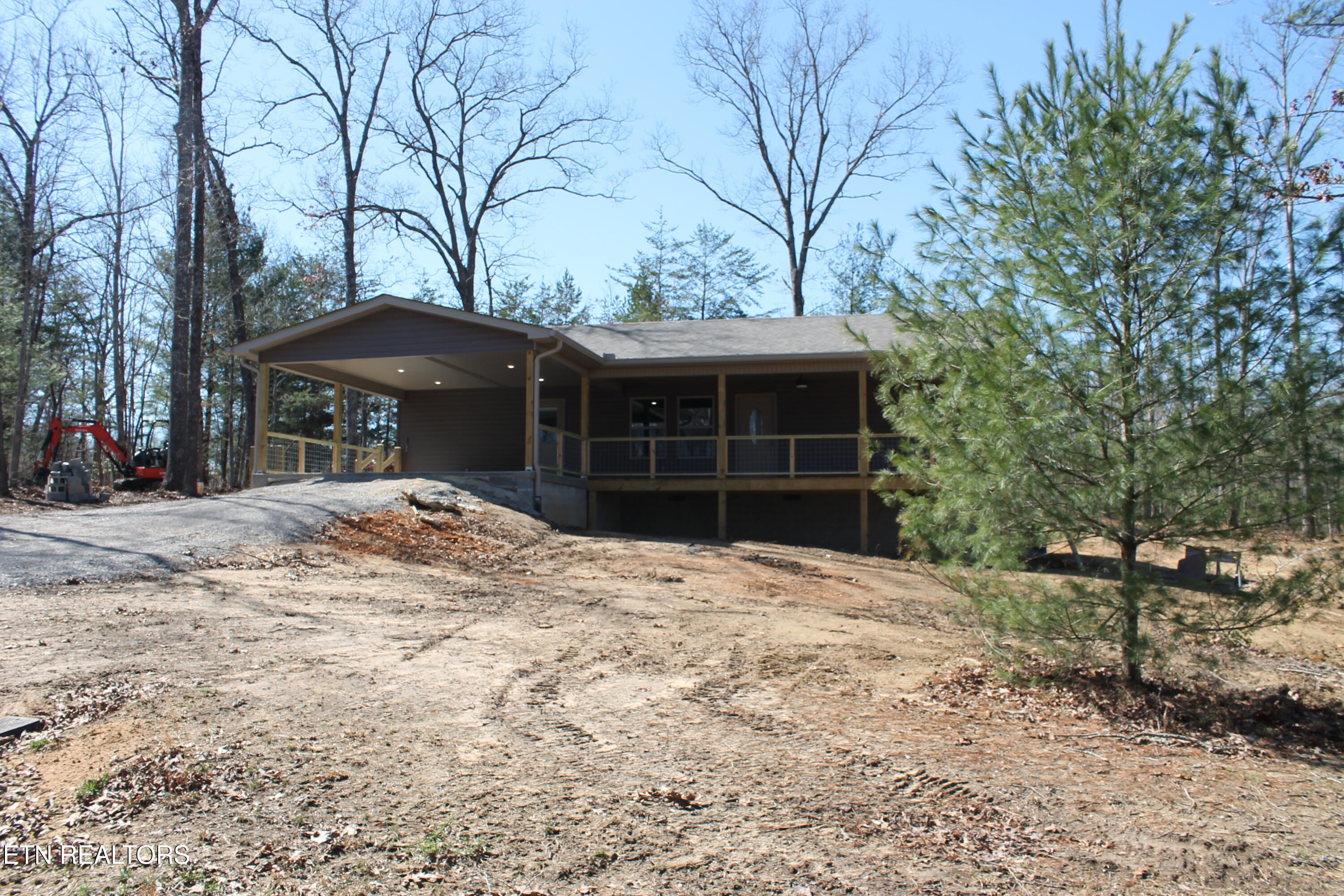 807 Dulog Trail Jamestown TN 38556