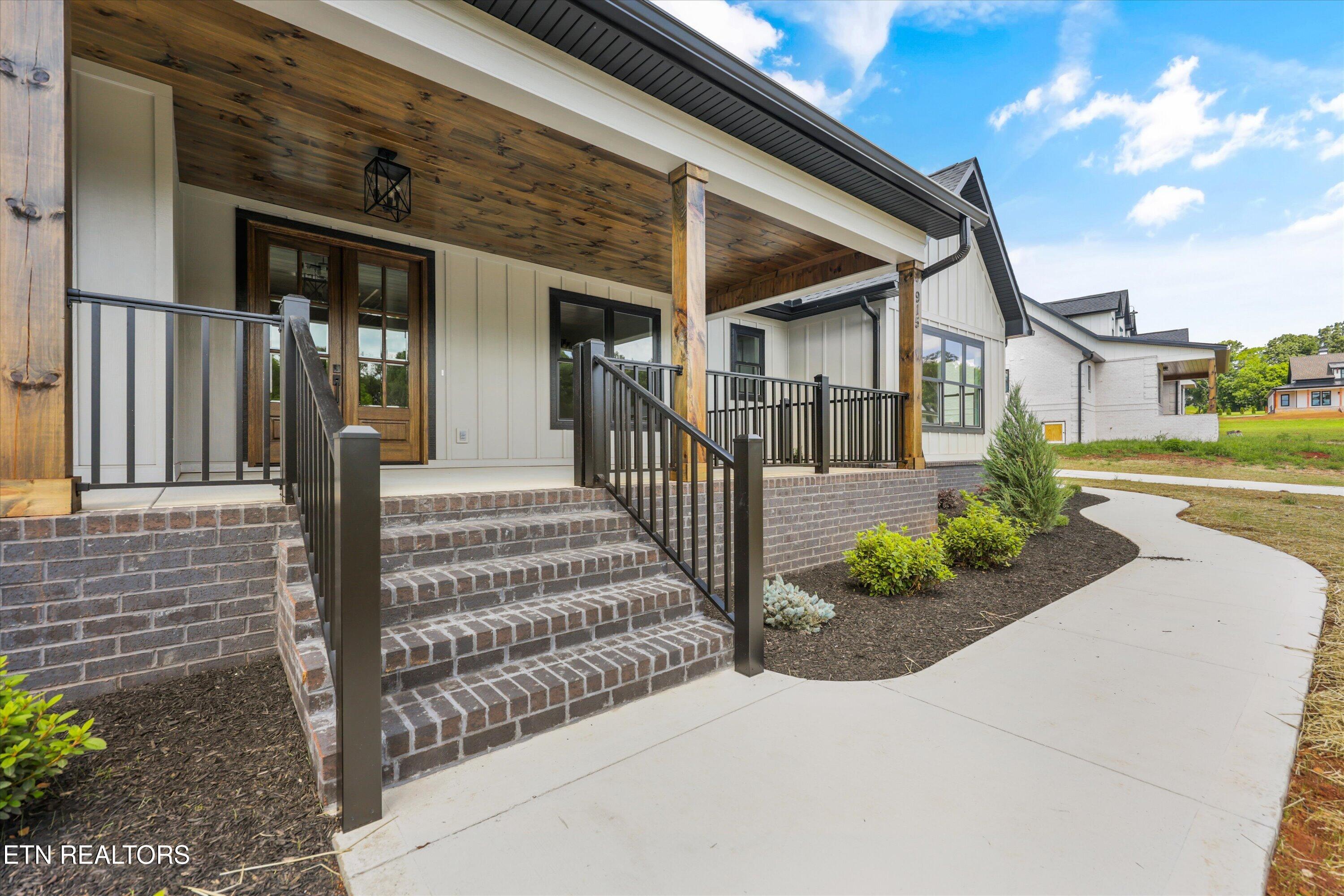 915 Sophie Drive Greenback TN 37742