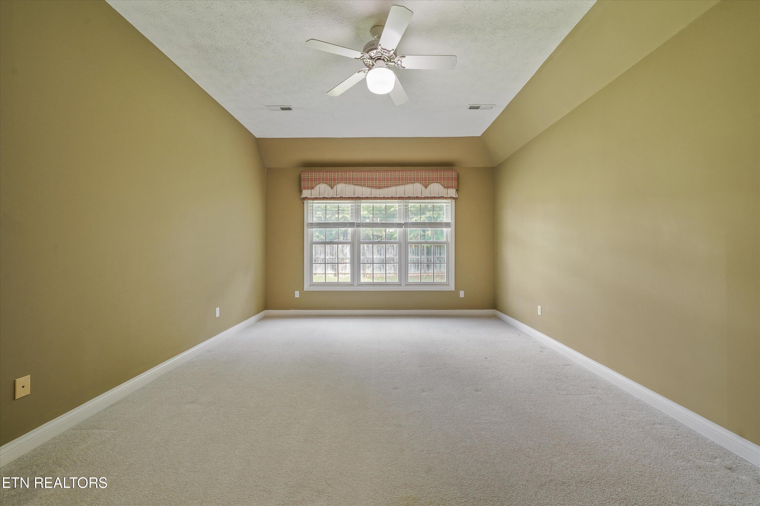 823 Royal View Drive Maryville TN 37801