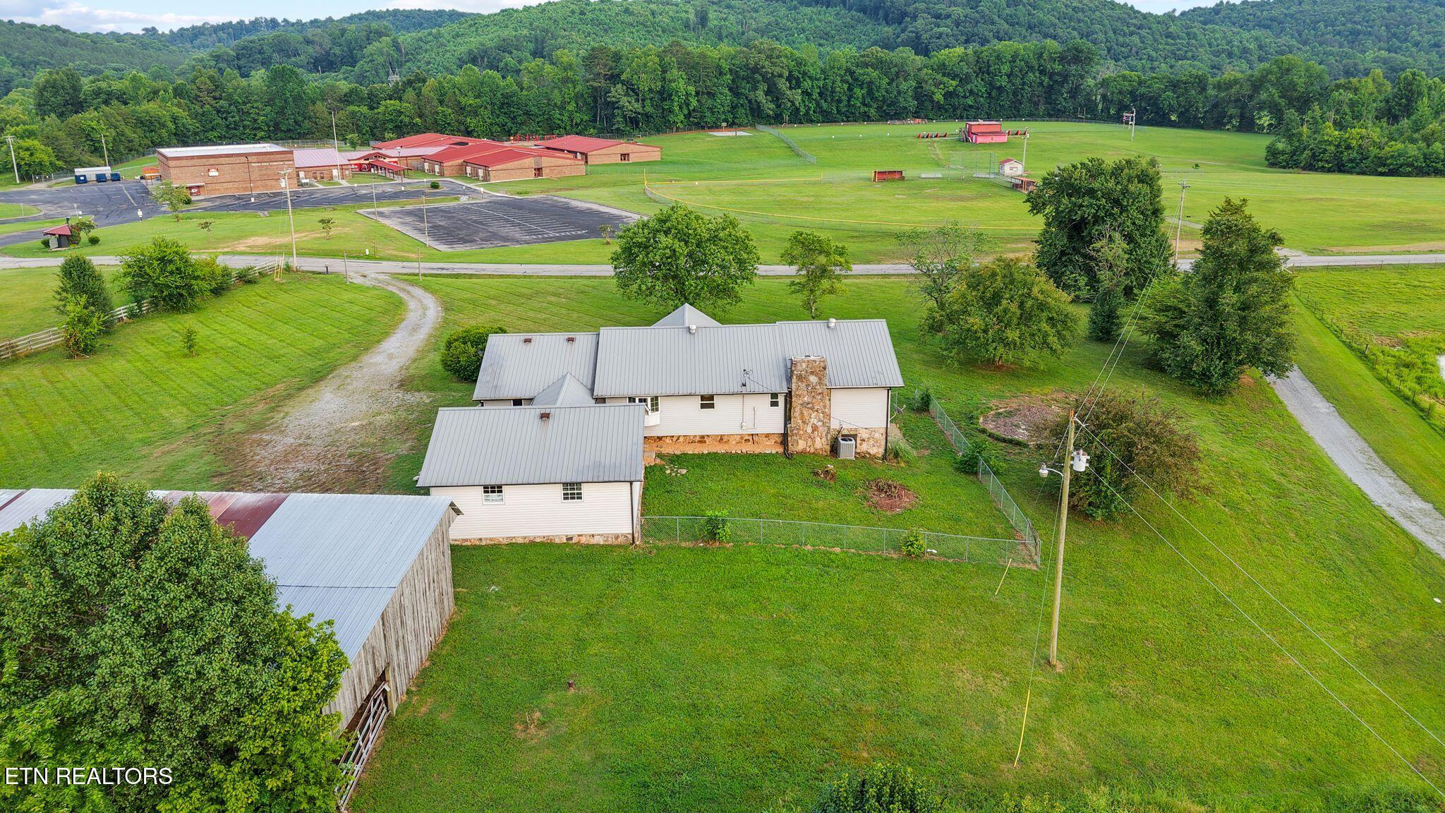 162 County Road 82 Athens TN 37303